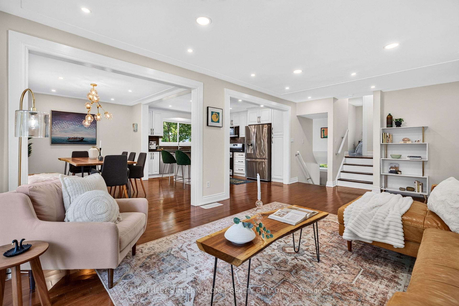 Photo 6 of 20 Monarch Court, Hamilton, Dundas — HOMEH