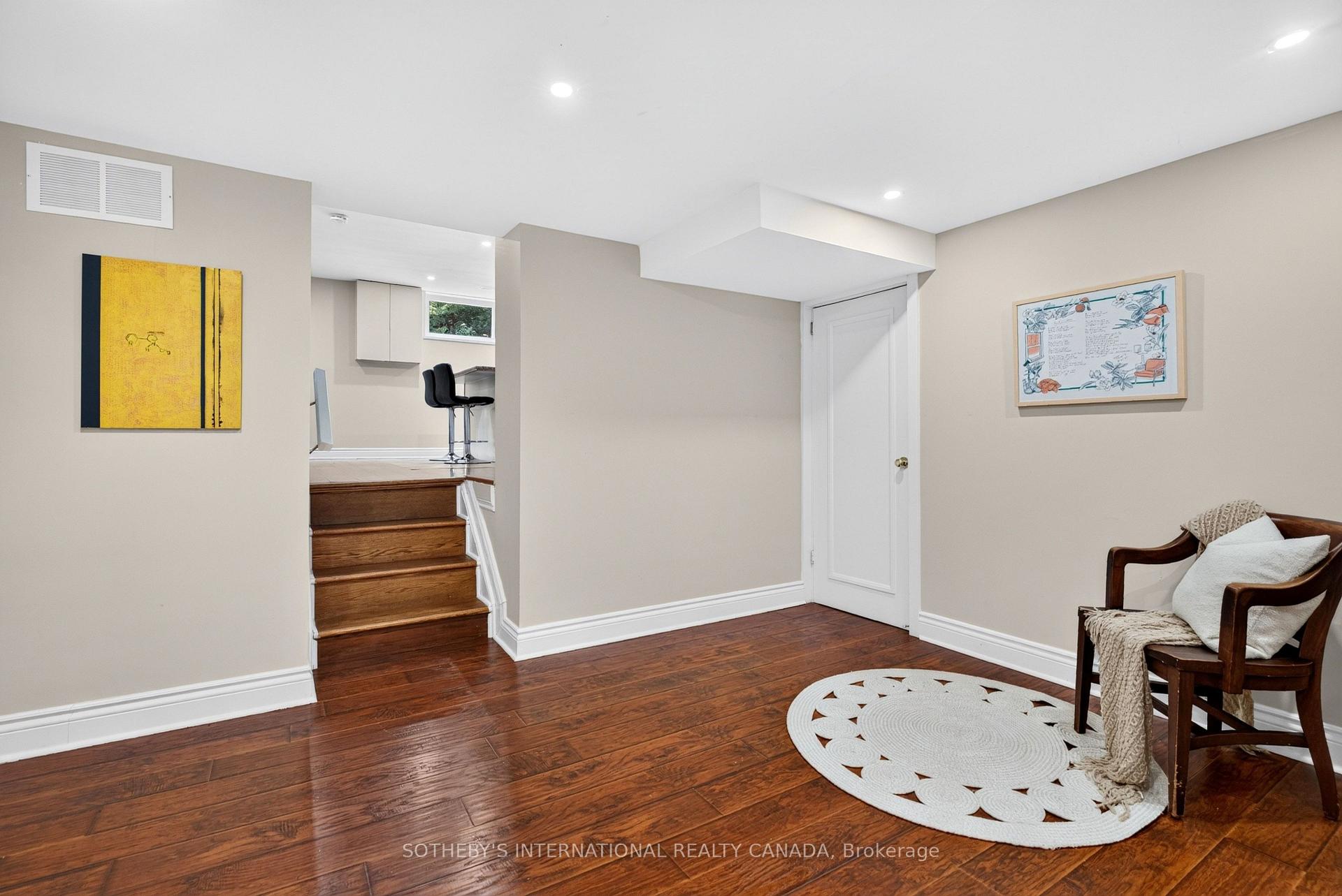Photo 20 of 20 Monarch Court, Hamilton, Dundas — HOMEH