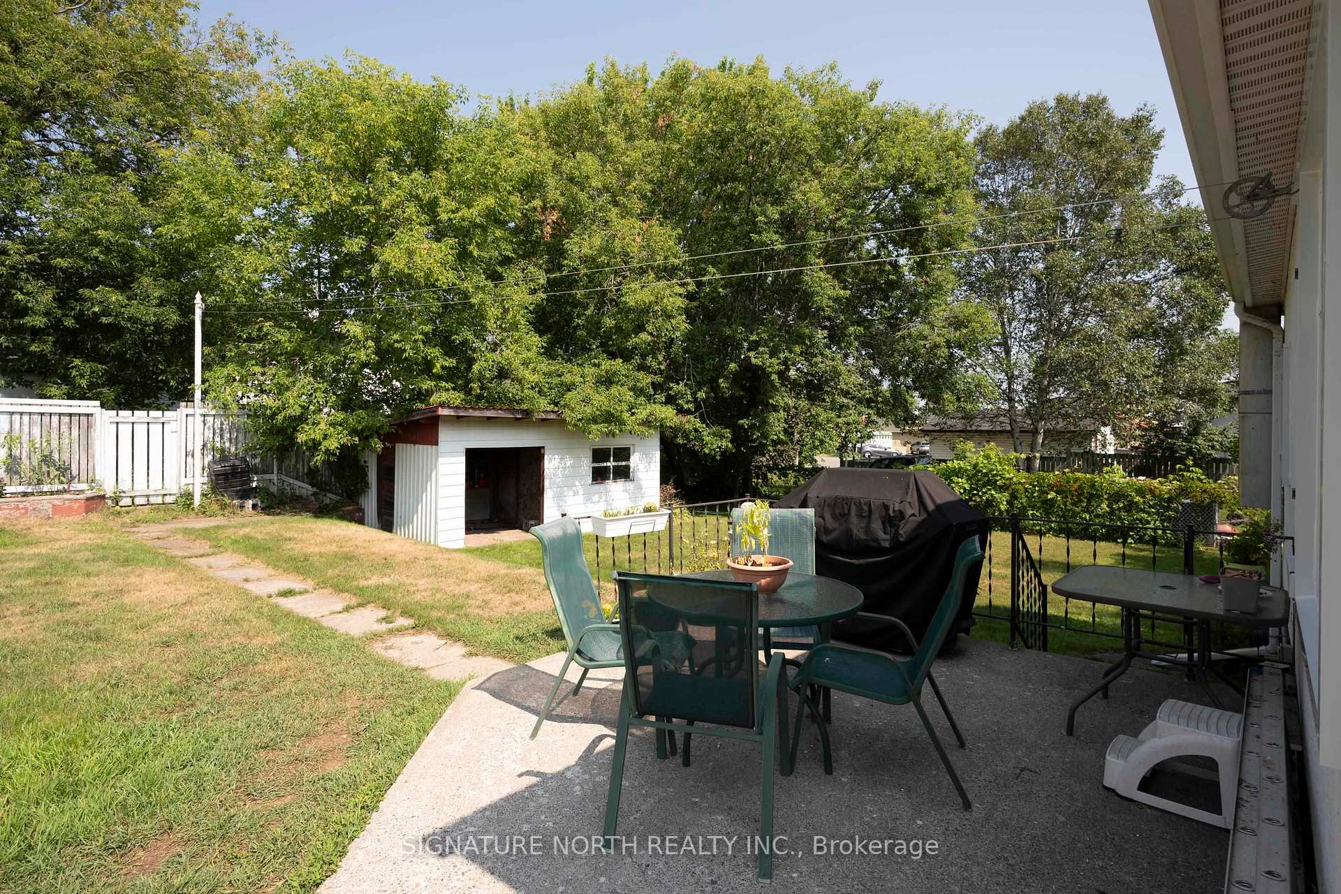 Photo 7 of 34 Knight Street, Thunder Bay, College Heights — HOMEH