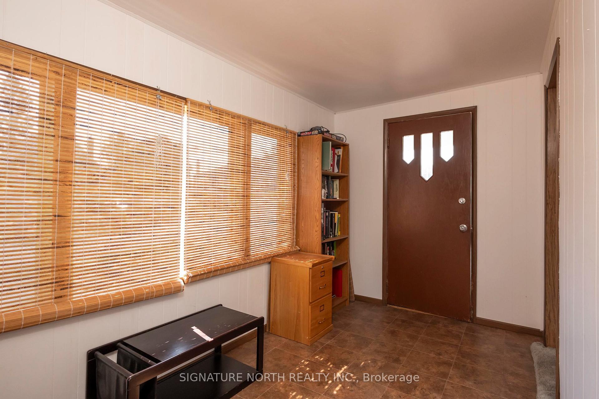 Photo 8 of 34 Knight Street, Thunder Bay, College Heights — HOMEH