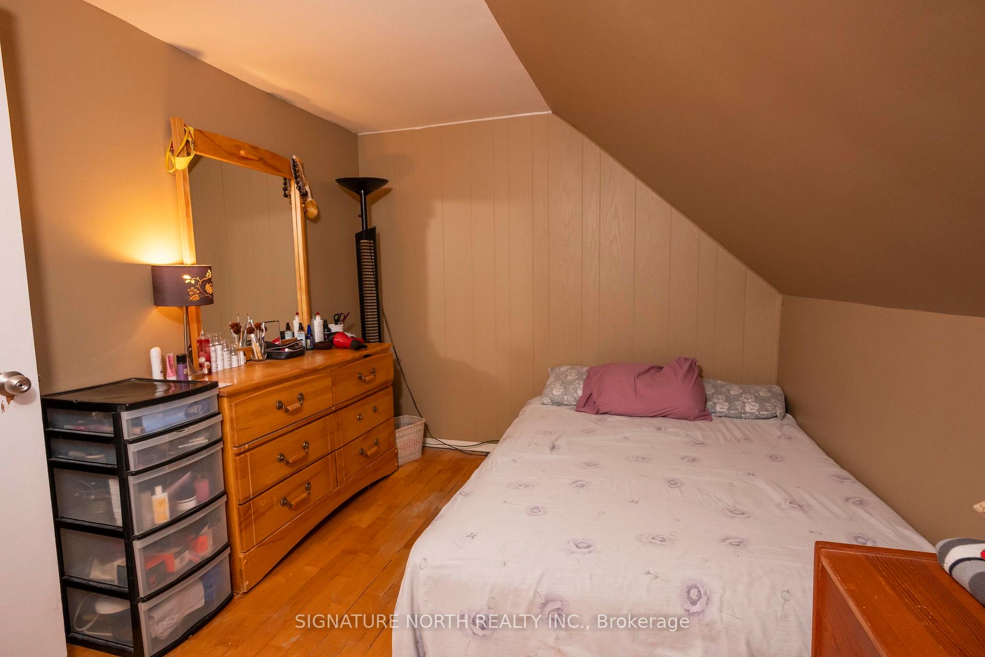 Photo 39 of 34 Knight Street, Thunder Bay, College Heights — HOMEH