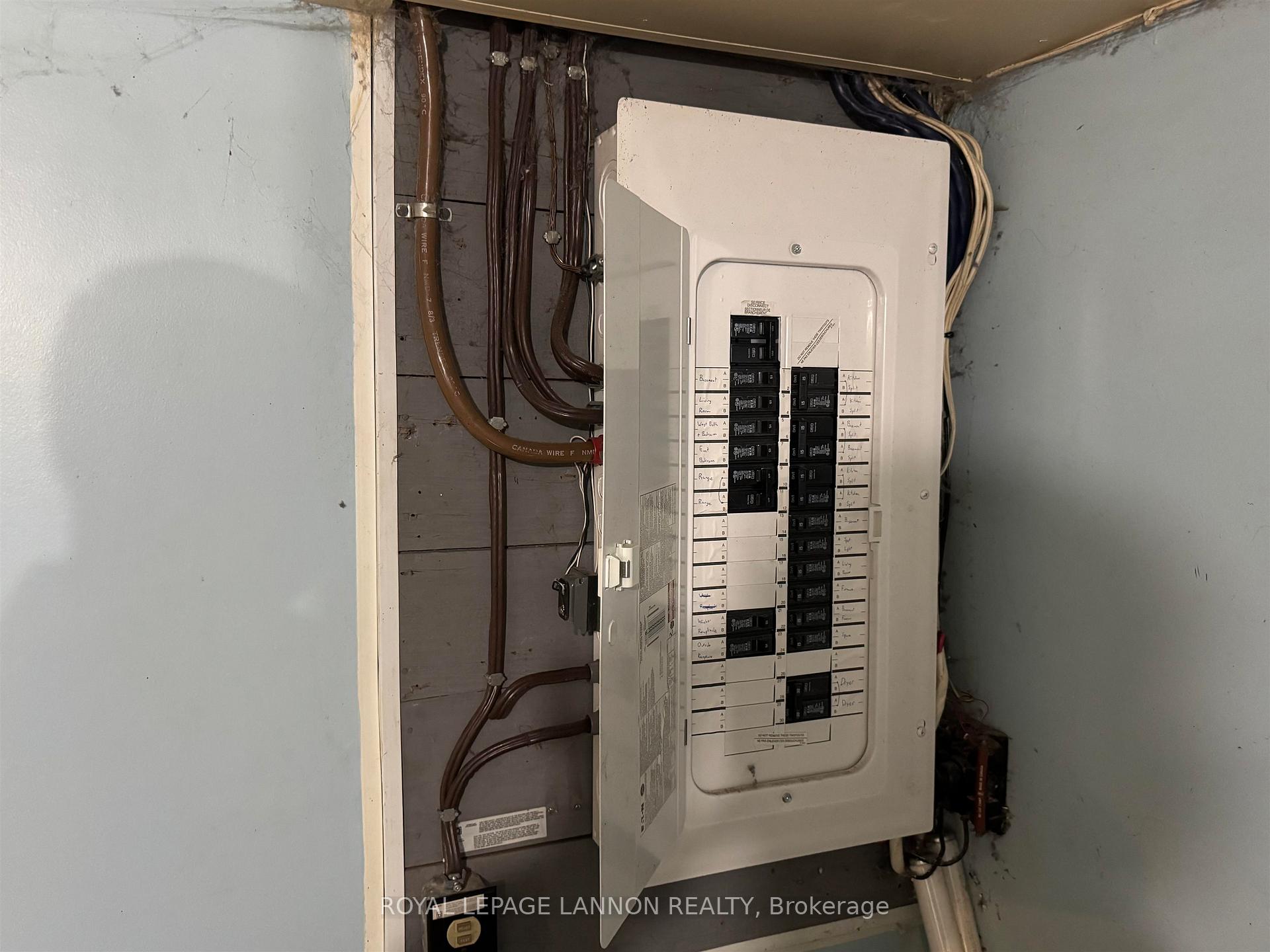 Photo 29 of 94 Empress Ave. S. S, Thunder Bay, West End — HOMEH