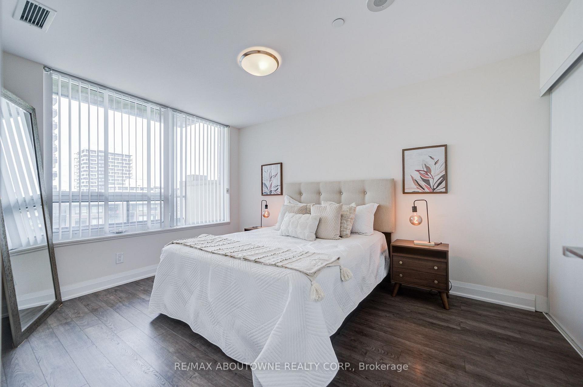 Photo 22 of Unit 921, 18 Uptown Drive, Markham, Unionville — HOMEH