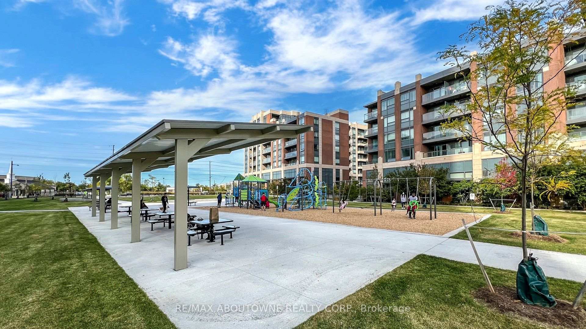 Photo 28 of Unit 921, 18 Uptown Drive, Markham, Unionville — HOMEH