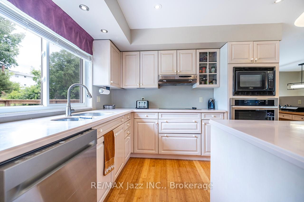 Photo 17 of 23 Bayview Drive, Greater Napanee, Greater Napanee — HOMEH