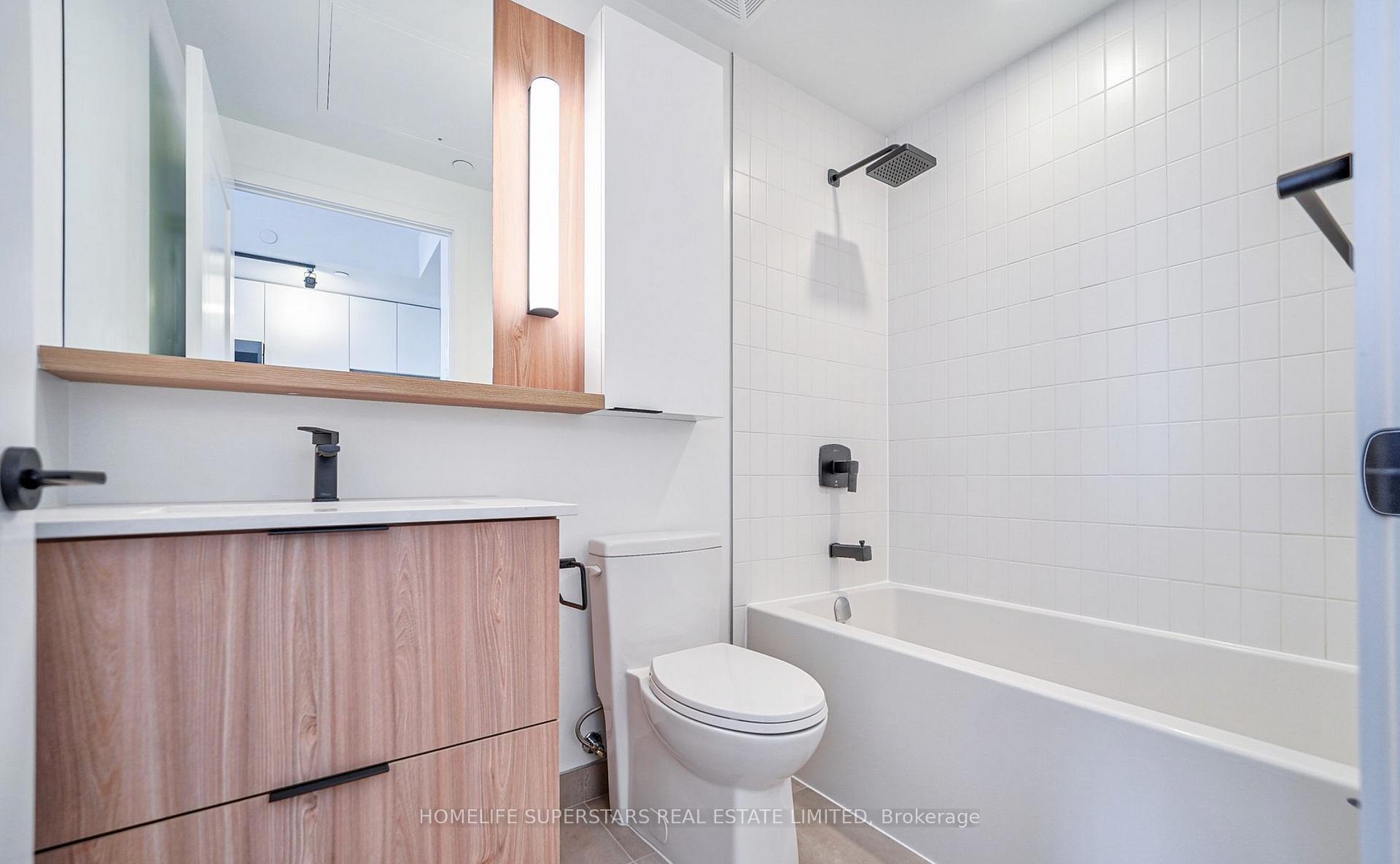 Photo 4 of Unit 1611, 5 Defries Street, Toronto, Regent Park — HOMEH