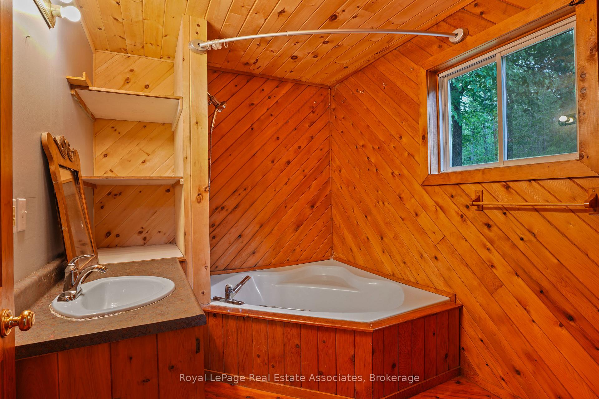 Photo 14 of 5301 620 Highway, Wollaston — HOMEH