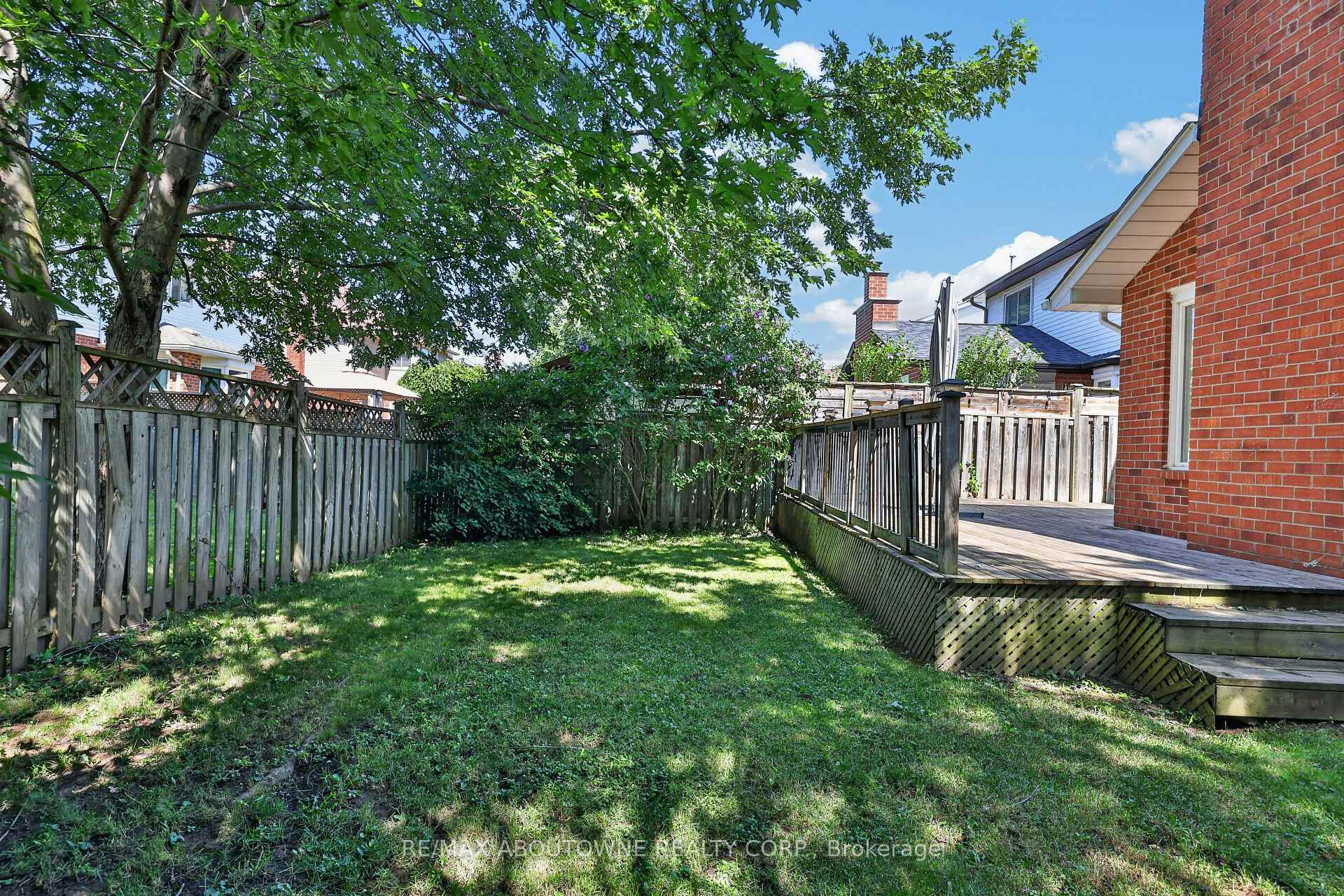 Photo 39 of 2102 Salma Crescent, Burlington, Headon — HOMEH