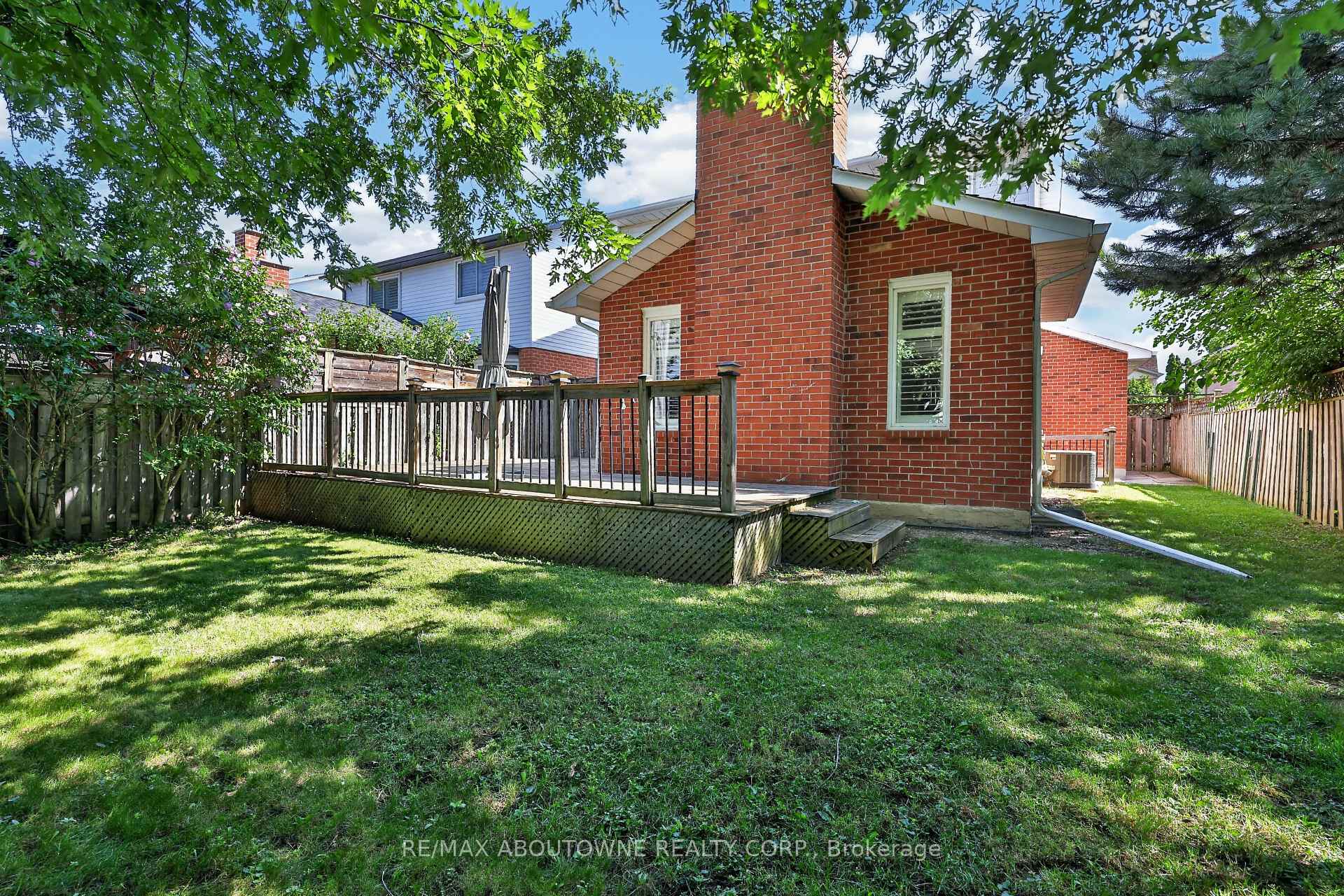 Photo 40 of 2102 Salma Crescent, Burlington, Headon — HOMEH