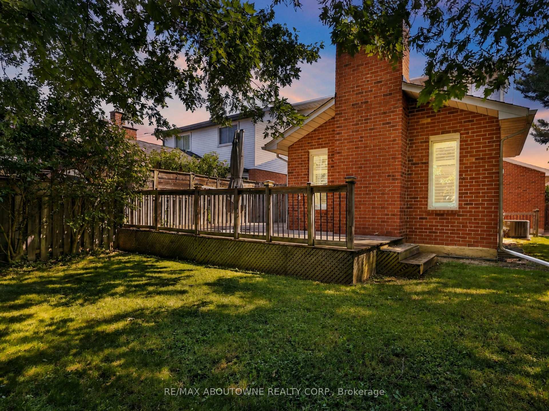 Photo 41 of 2102 Salma Crescent, Burlington, Headon — HOMEH