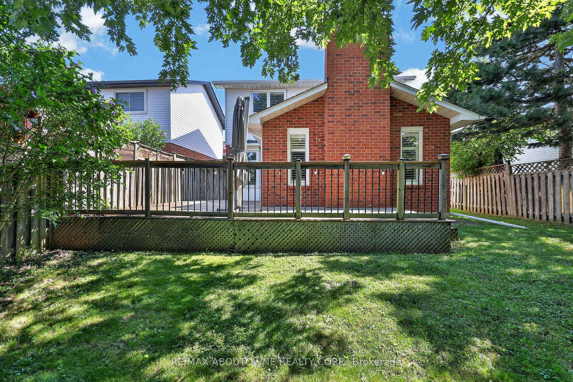Photo 42 of 2102 Salma Crescent, Burlington, Headon — HOMEH