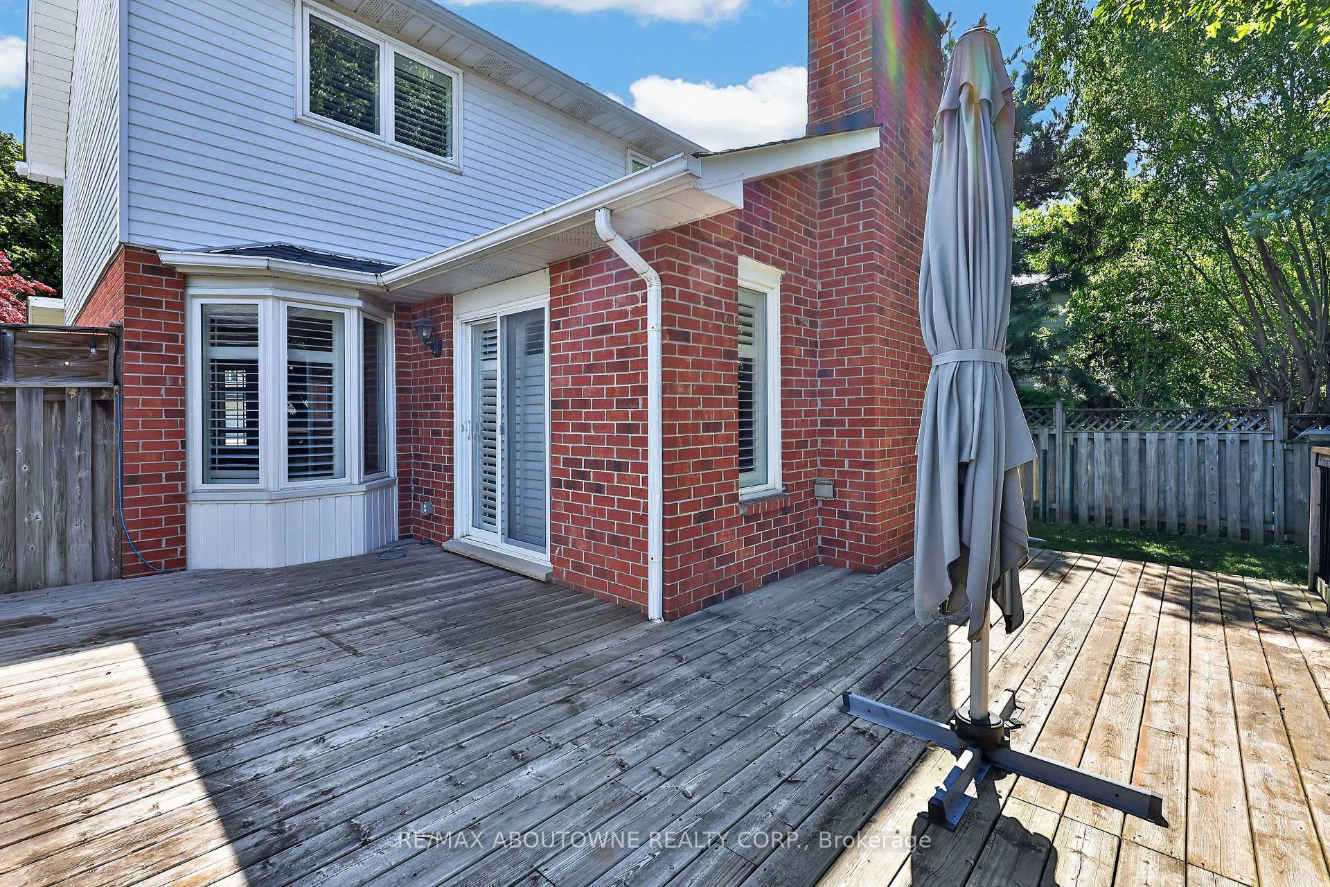 Photo 44 of 2102 Salma Crescent, Burlington, Headon — HOMEH