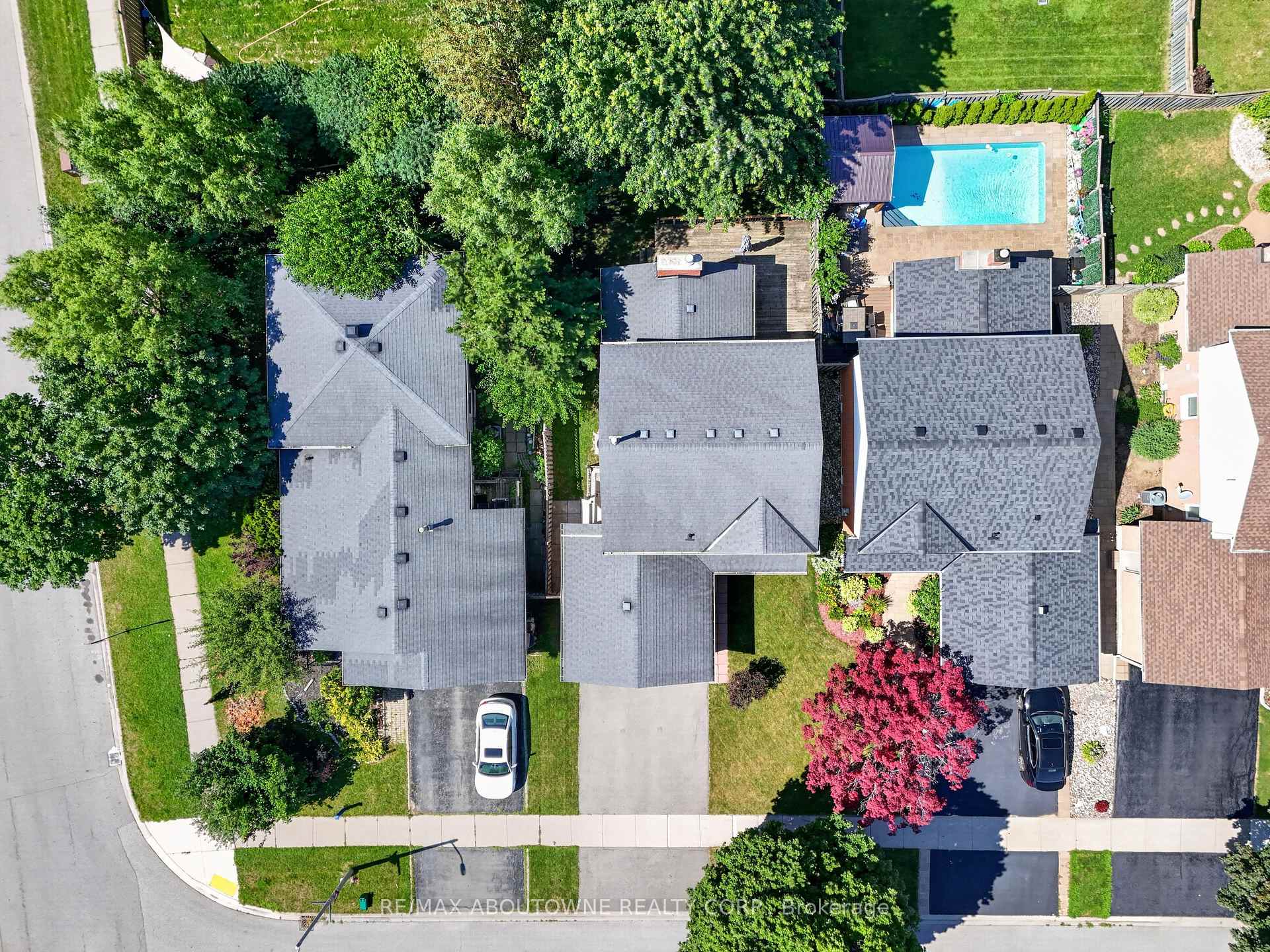 Photo 47 of 2102 Salma Crescent, Burlington, Headon — HOMEH