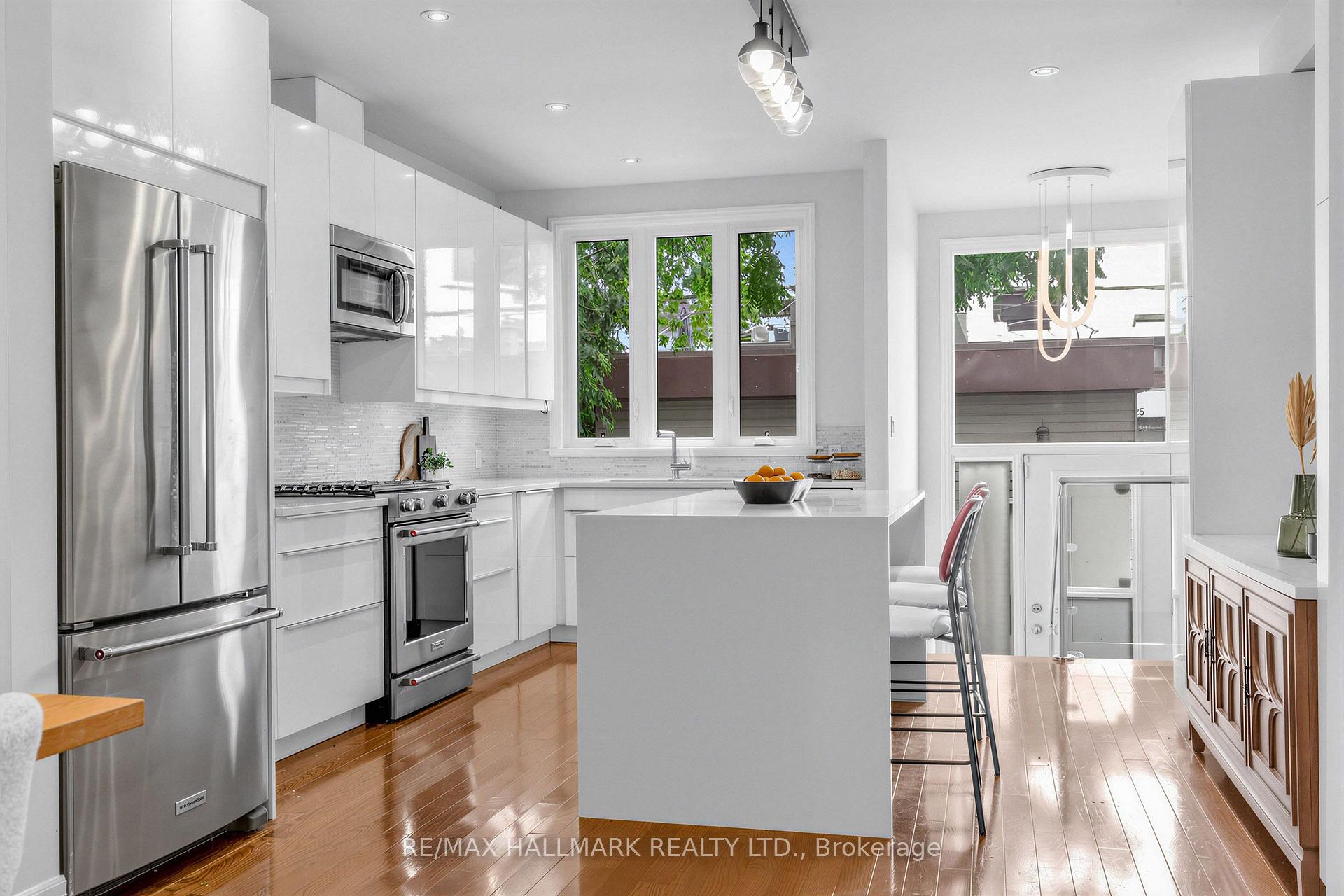 Photo 17 of 255 Strathmore Boulevard, Toronto, Danforth — HOMEH