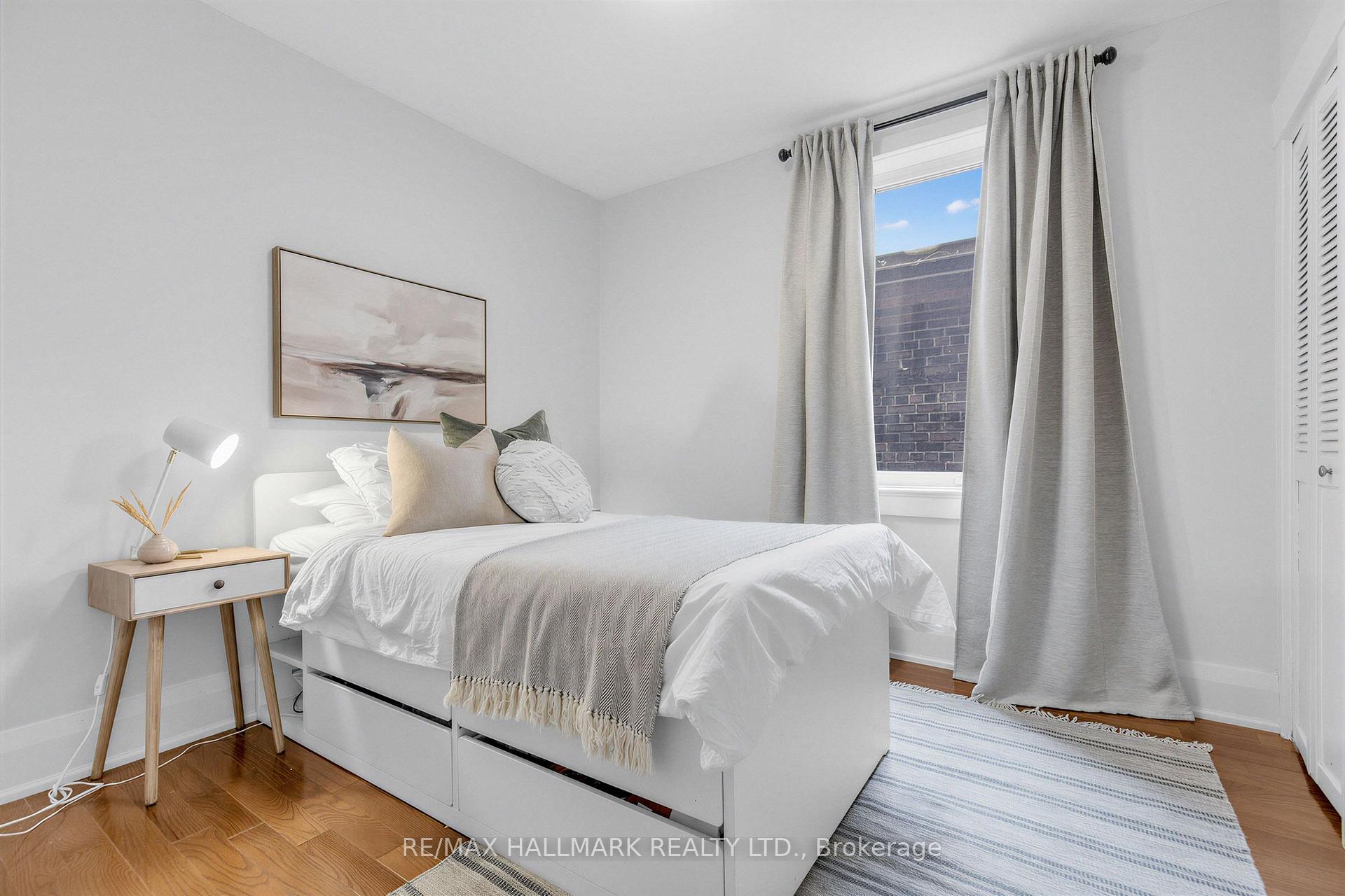 Photo 25 of 255 Strathmore Boulevard, Toronto, Danforth — HOMEH