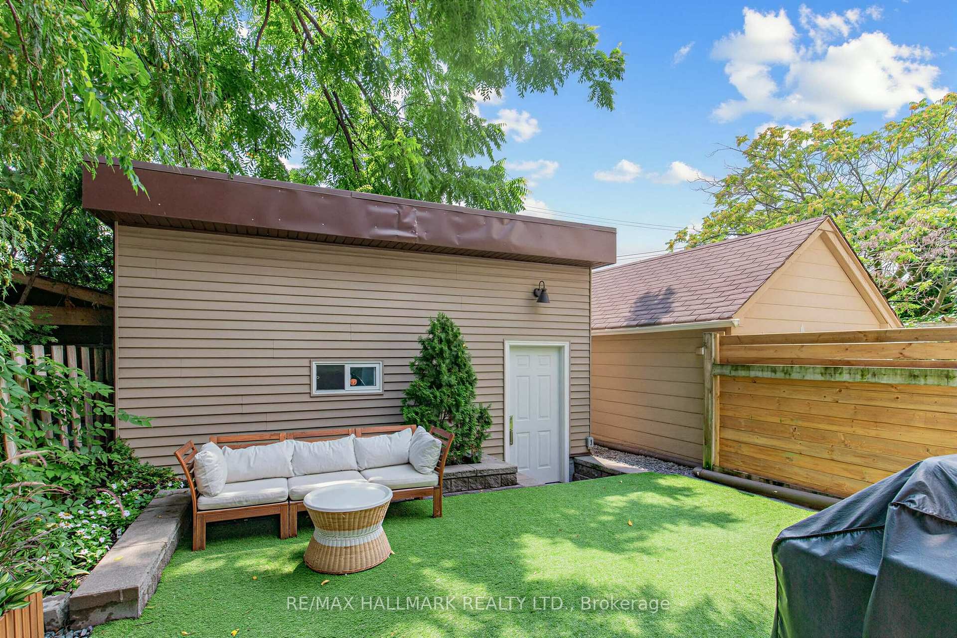 Photo 45 of 255 Strathmore Boulevard, Toronto, Danforth — HOMEH