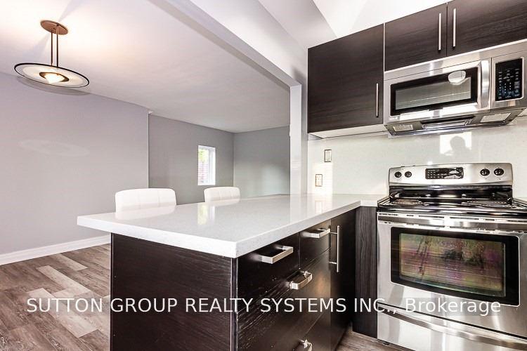Photo 11 of 27 Indian Grove, Toronto, High Park-Swansea — HOMEH