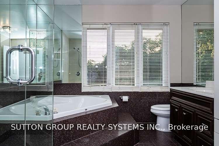Photo 26 of 27 Indian Grove, Toronto, High Park-Swansea — HOMEH