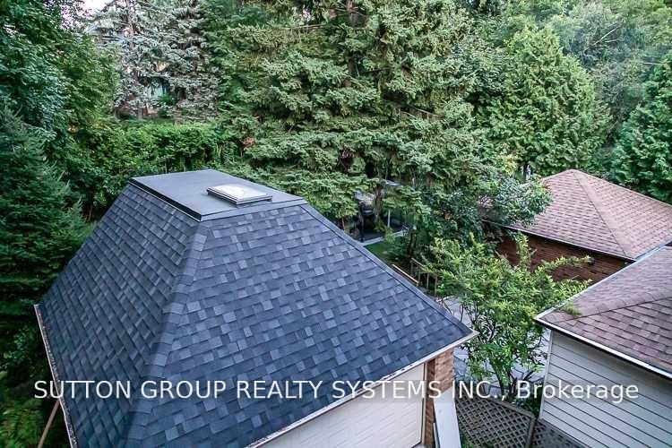 Photo 28 of 27 Indian Grove, Toronto, High Park-Swansea — HOMEH