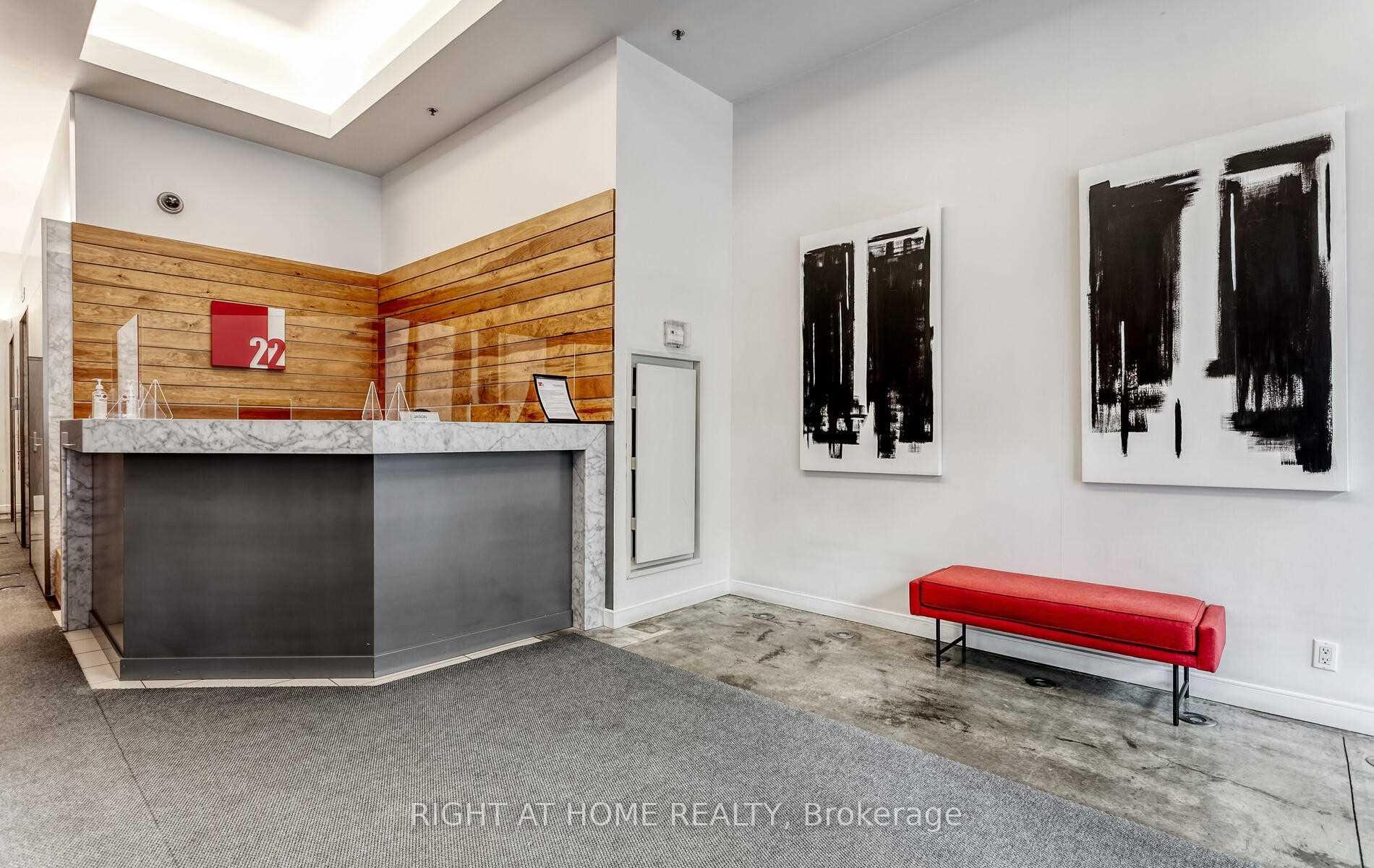 Photo 3 of Unit 502, 22 Wellesley Street E, Toronto, Church-Yonge Corridor — HOMEH