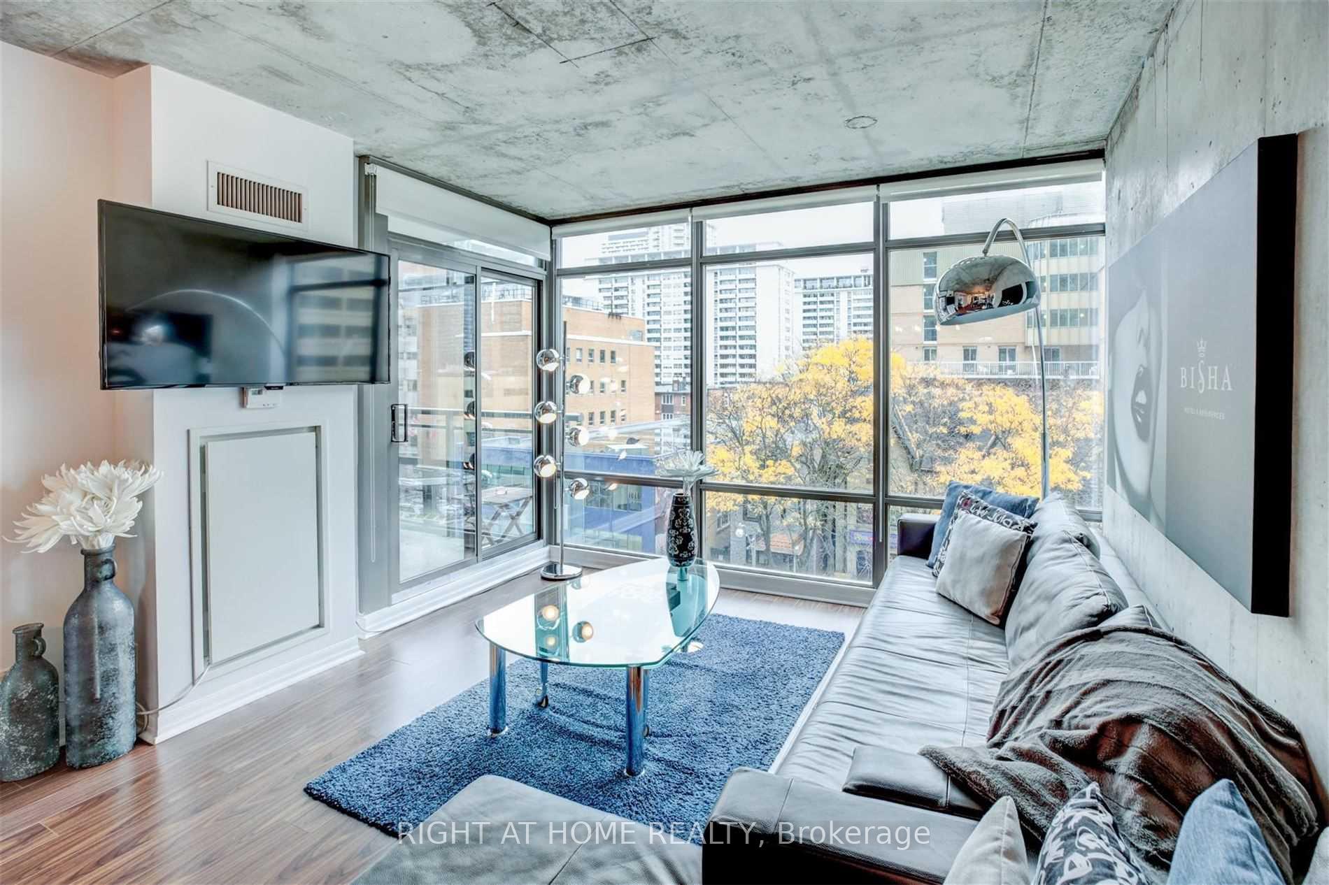 Photo 9 of Unit 502, 22 Wellesley Street E, Toronto, Church-Yonge Corridor — HOMEH