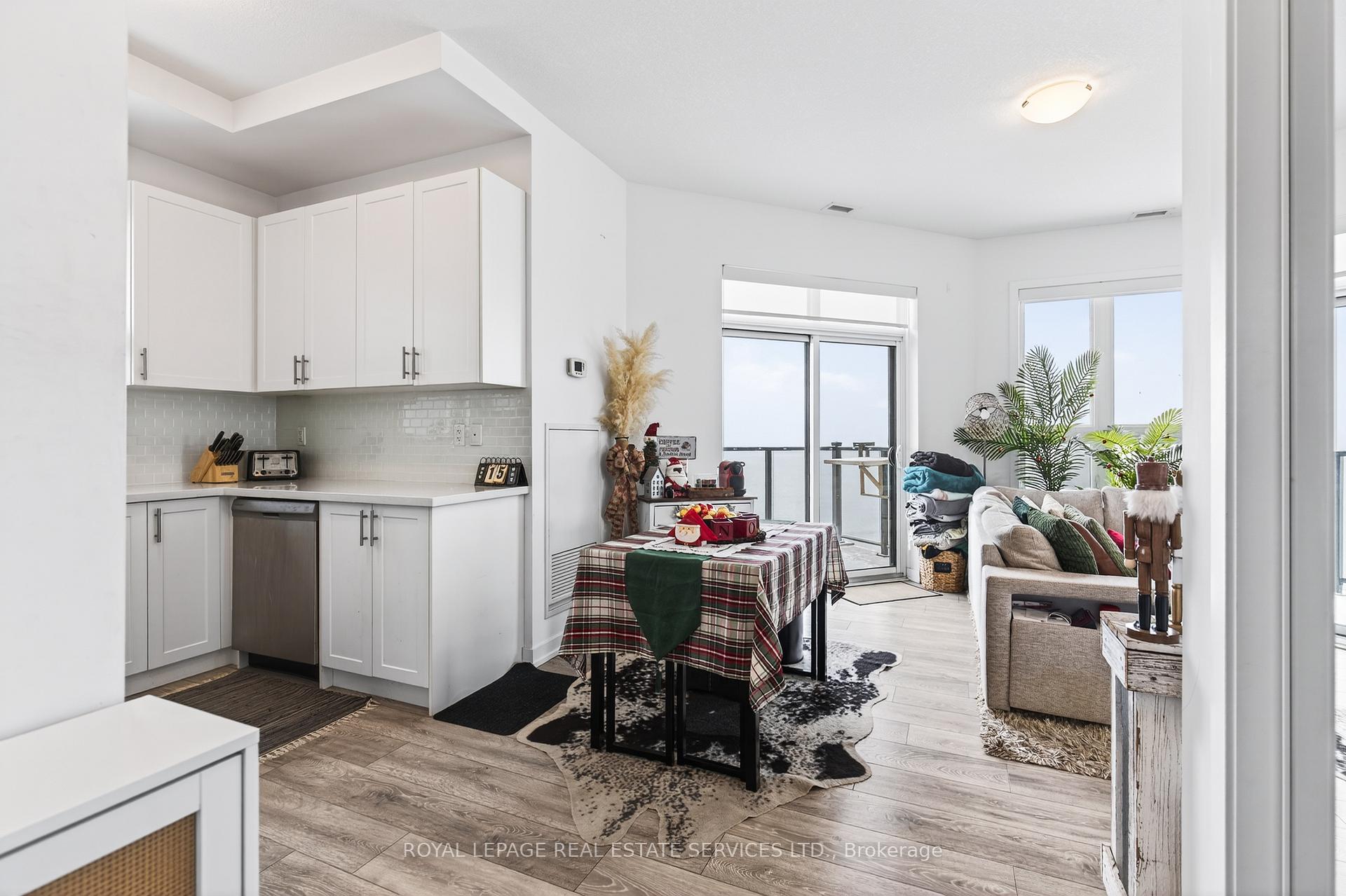 Photo 7 of Unit 631, 125 Shoreview Place S, Hamilton, Lakeshore — HOMEH
