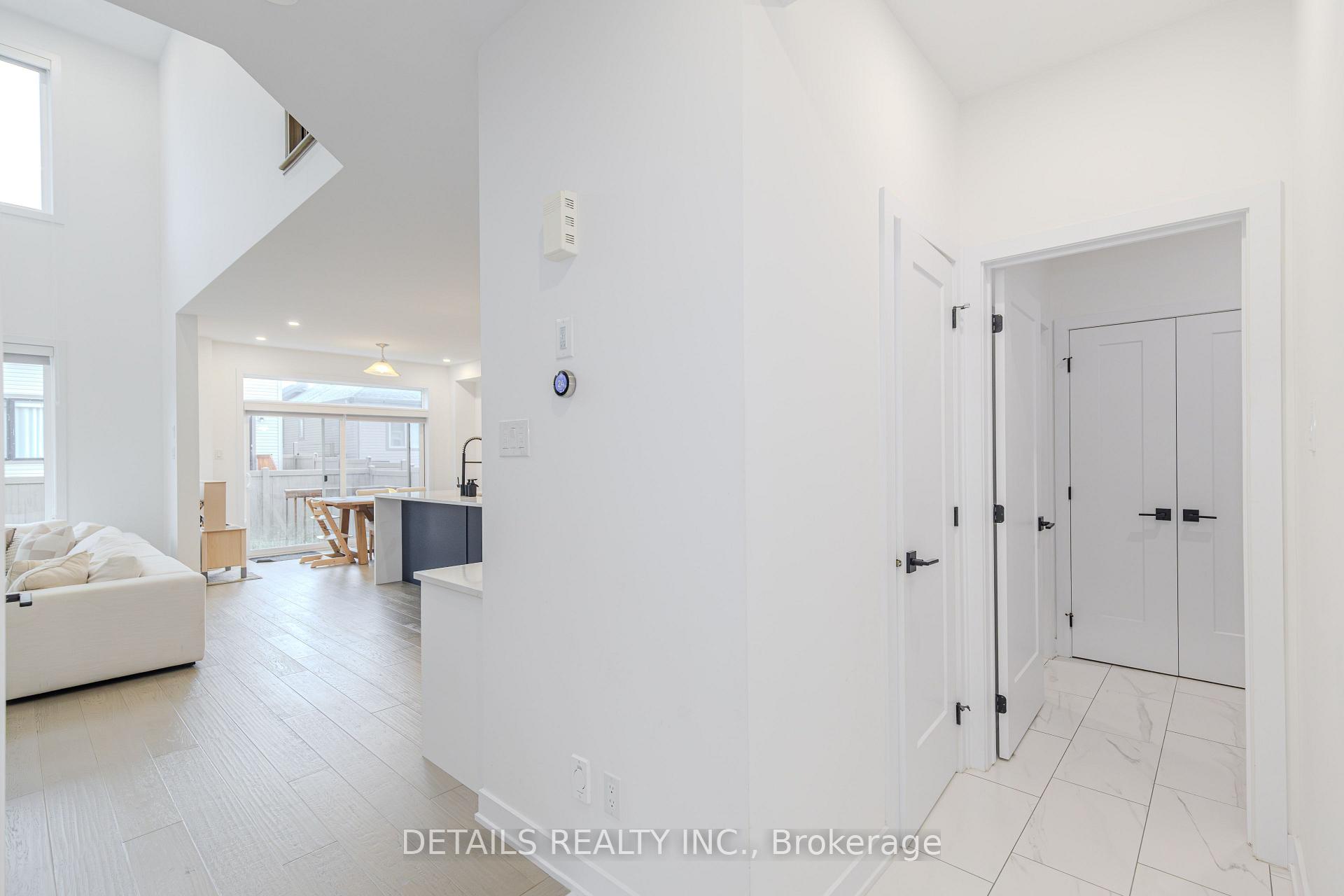 Photo 3 of 67 Viceroy Mews, Ottawa, Blossom Park/Kemp Park/Findlay Creek — HOMEH
