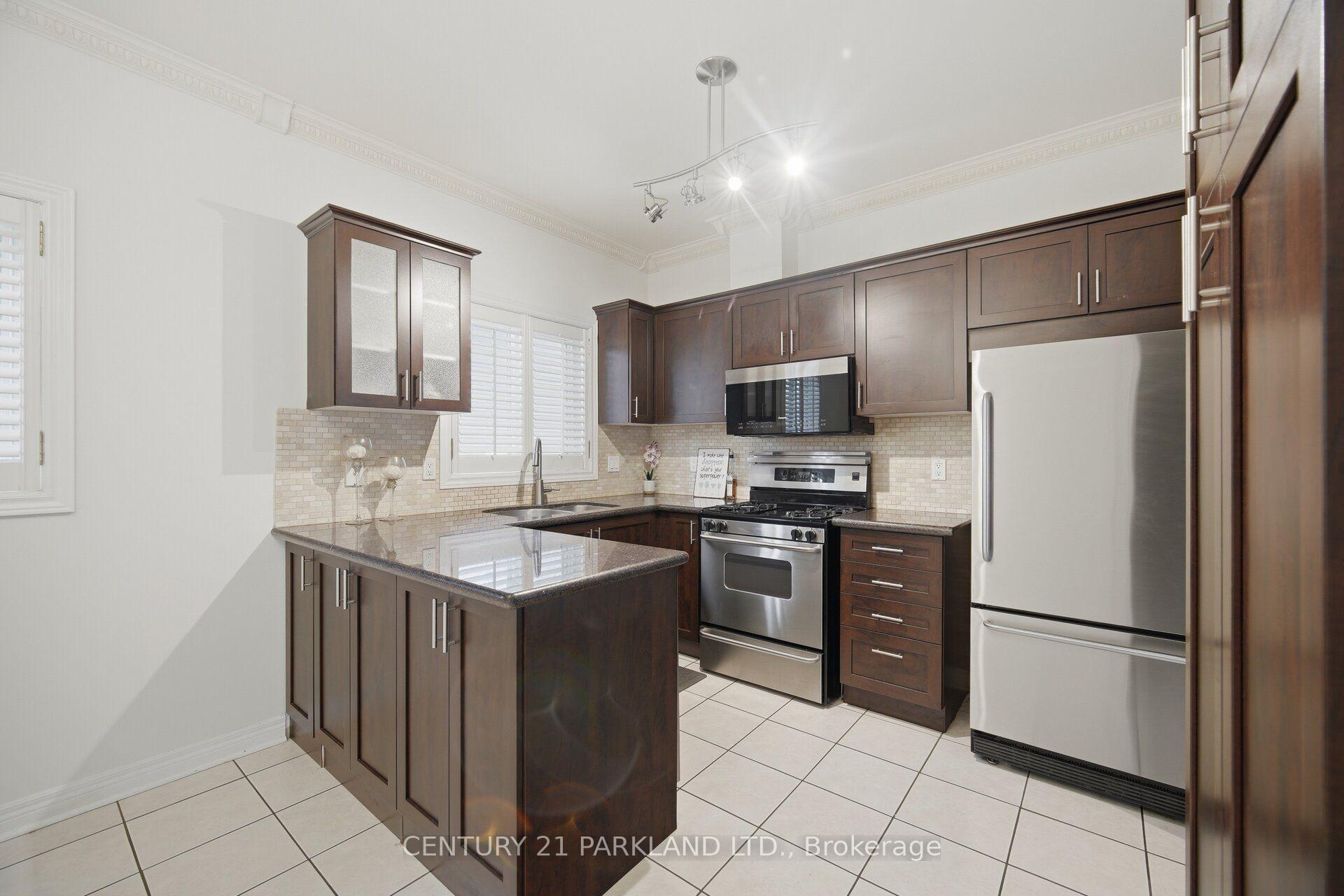 Photo 13 of 148 Solway Avenue, Vaughan, Maple — HOMEH