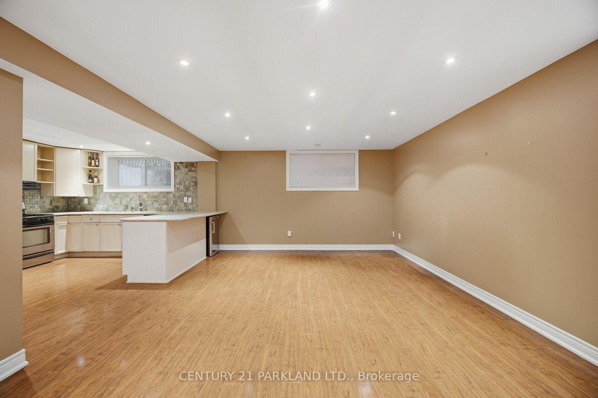 Photo 33 of 148 Solway Avenue, Vaughan, Maple — HOMEH