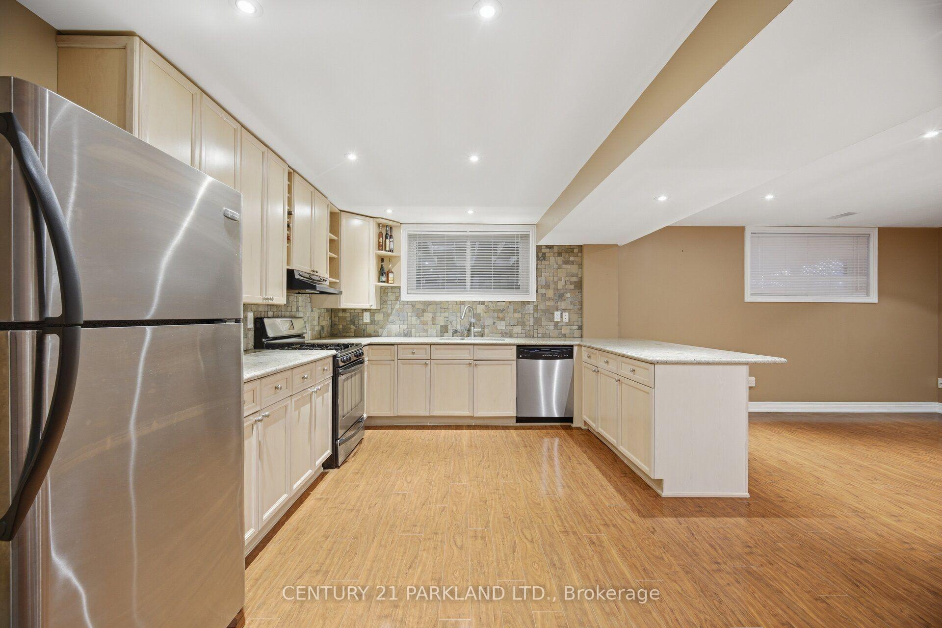 Photo 35 of 148 Solway Avenue, Vaughan, Maple — HOMEH