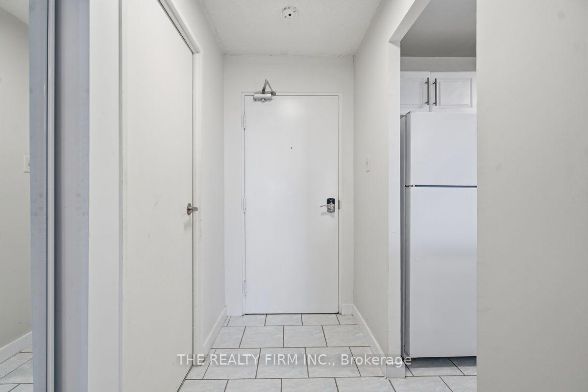 Photo 9 of Unit 1206, 858 Commissioners Road E, London, South H — HOMEH