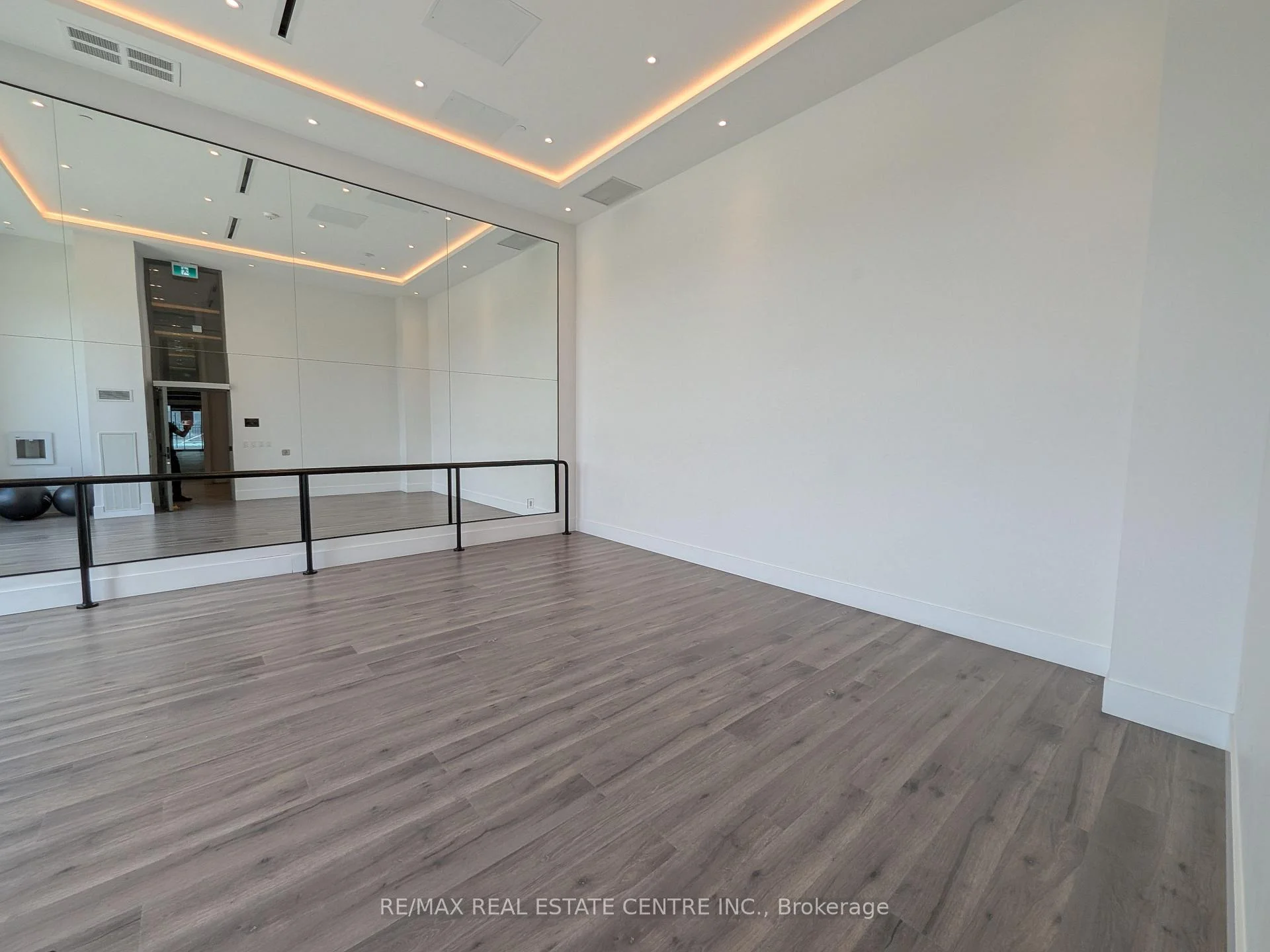 Photo 19 of Unit 417, 2450 Old Bronte Road, Oakville, Westmount — HOMEH