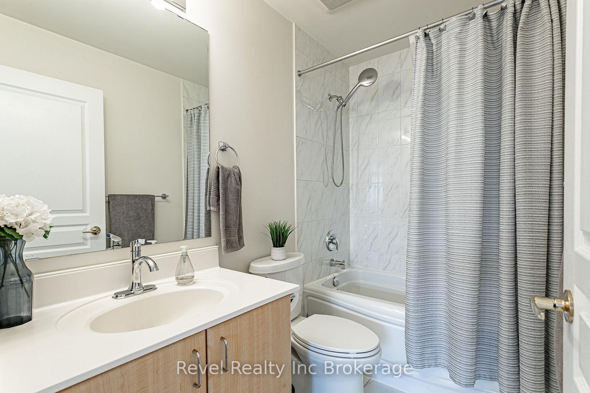 Photo 7 of Unit 515, 80 Port Street E, Mississauga, Port Credit — HOMEH