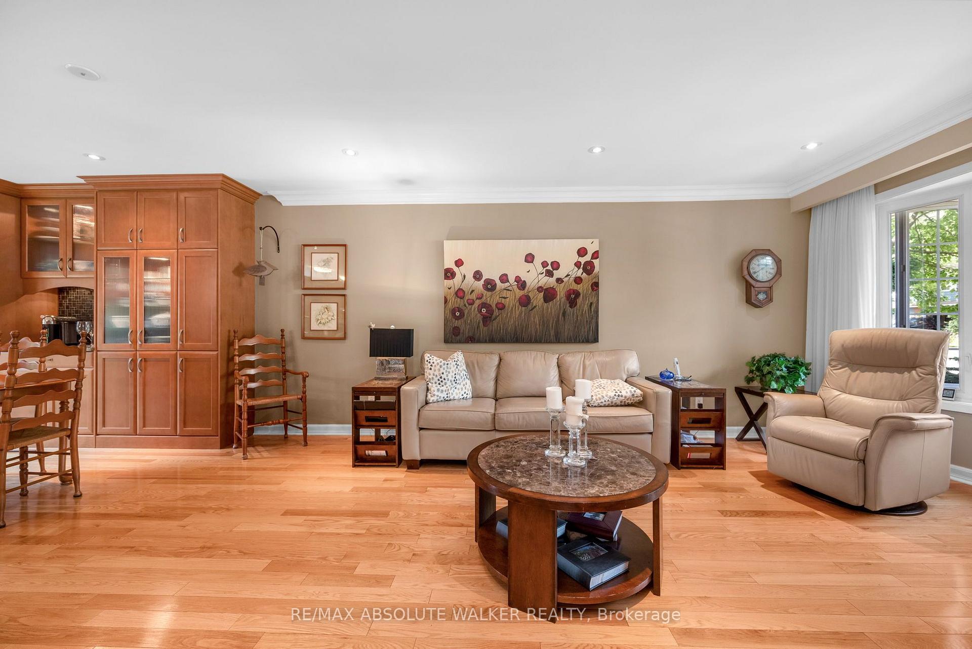 Photo 17 of 53 Northpark Drive, Ottawa, Blackburn Hamlet — HOMEH