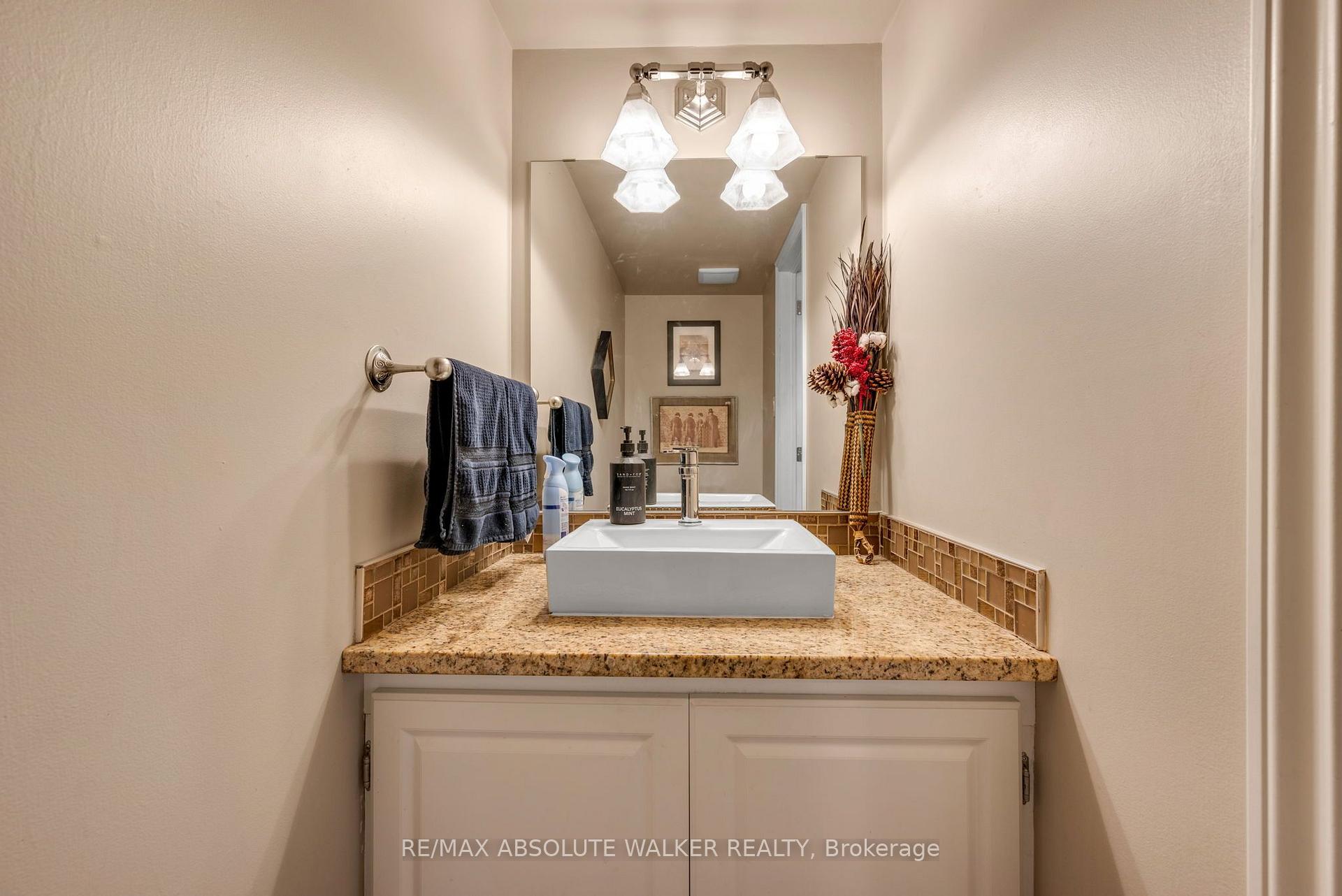 Photo 20 of 53 Northpark Drive, Ottawa, Blackburn Hamlet — HOMEH