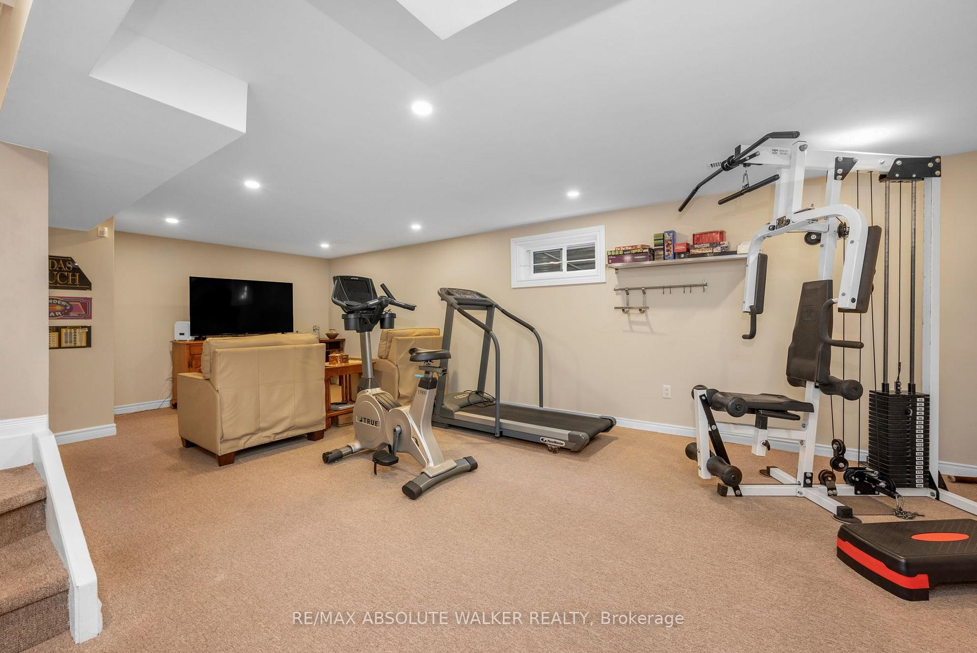 Photo 31 of 53 Northpark Drive, Ottawa, Blackburn Hamlet — HOMEH