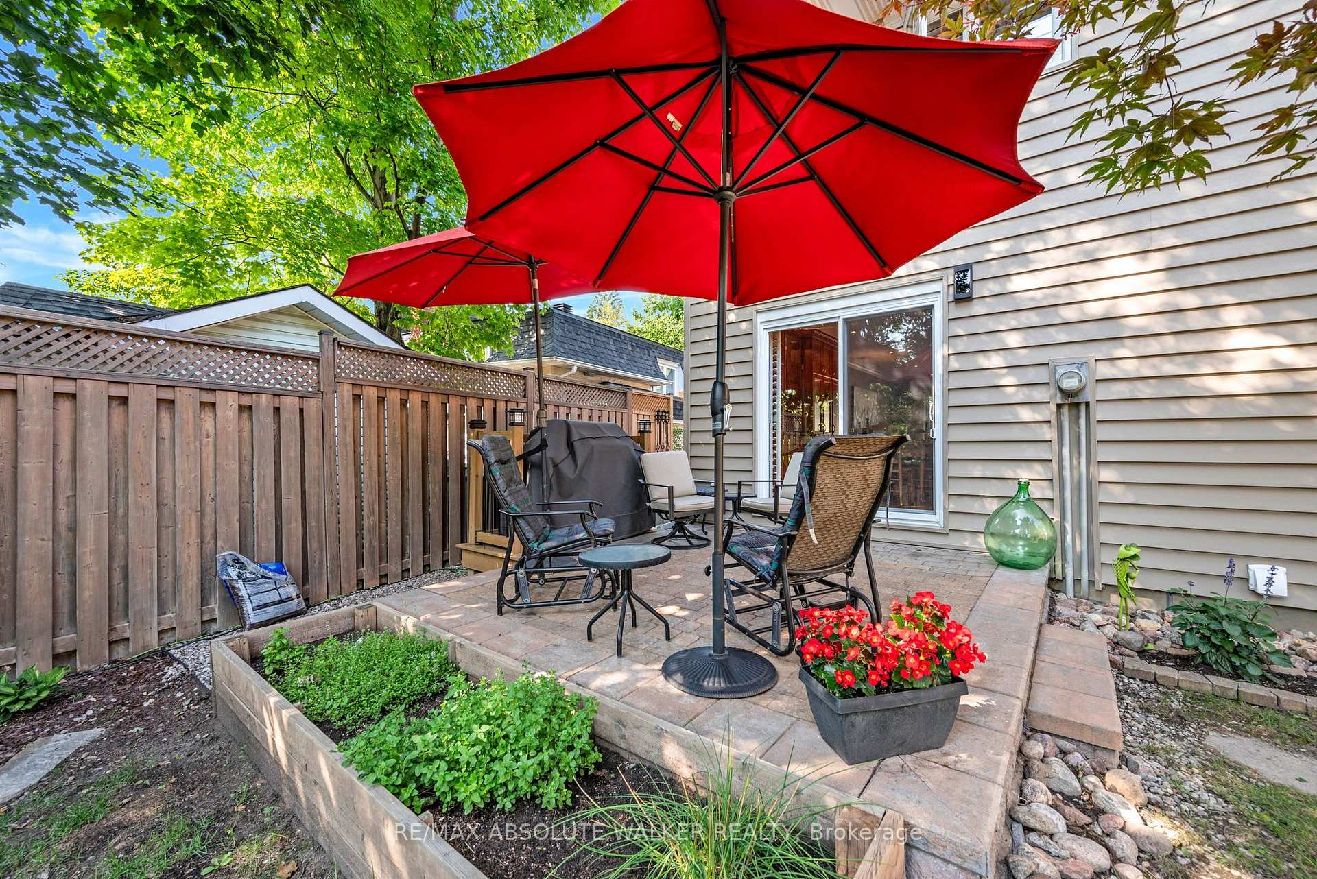 Photo 35 of 53 Northpark Drive, Ottawa, Blackburn Hamlet — HOMEH