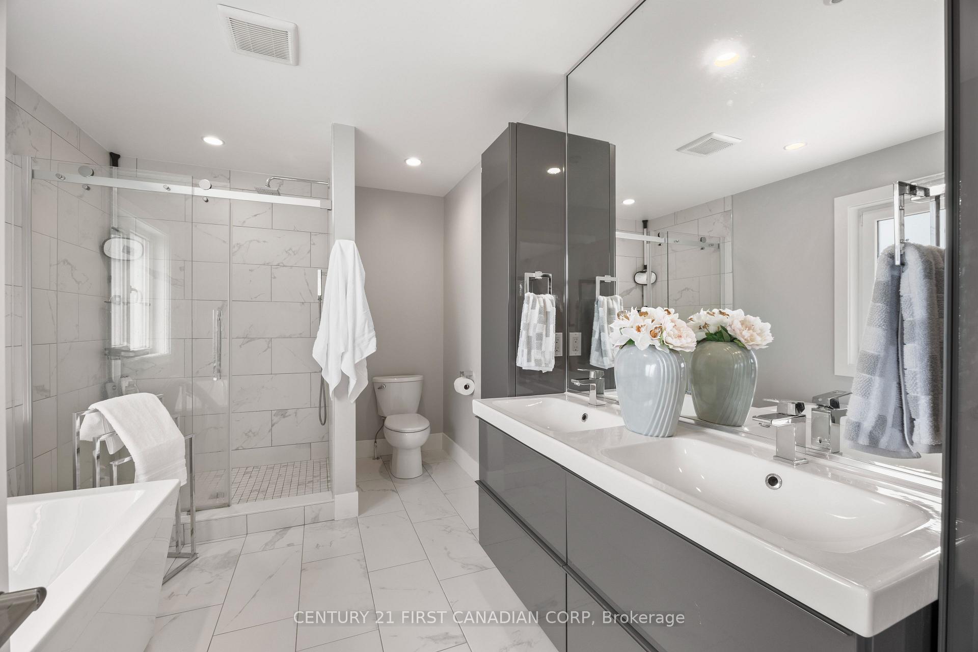 Photo 29 of 2190 Bakervilla Street, London, South V — HOMEH