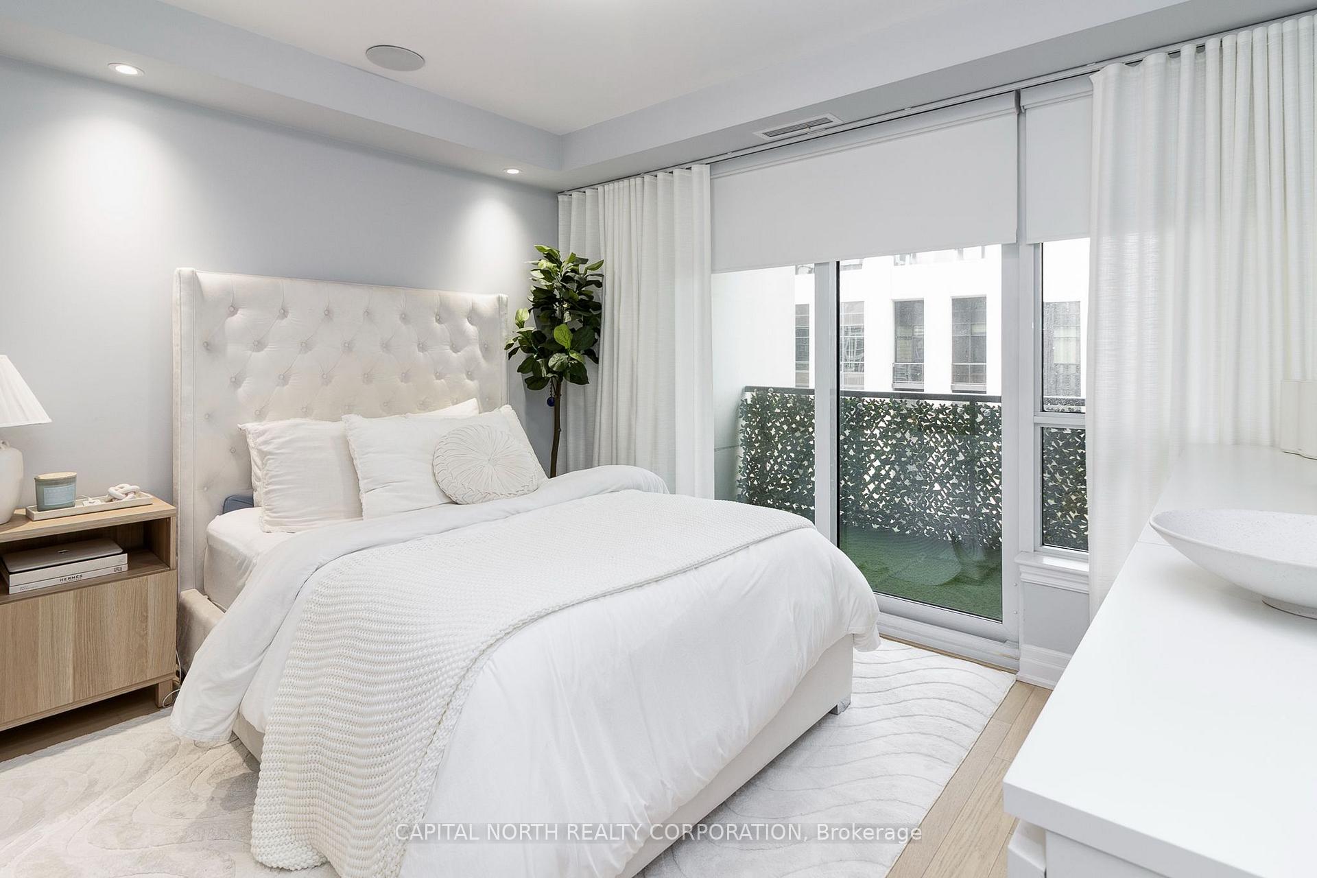 Photo 13 of Unit 2102, 9075 Jane Street, Vaughan, Concord — HOMEH