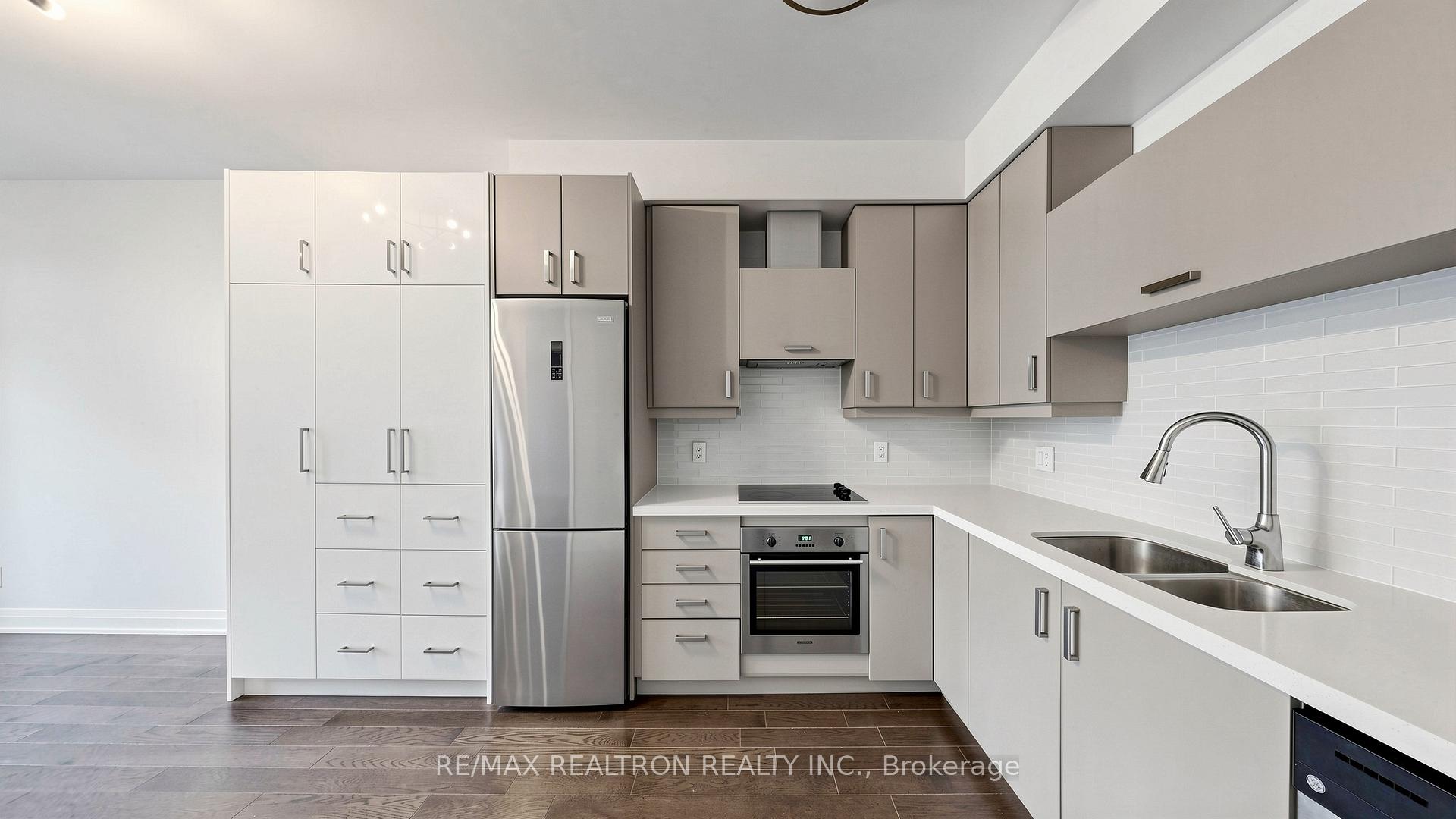 Photo 15 of Unit 102, 18 Uptown Drive, Markham, Unionville — HOMEH