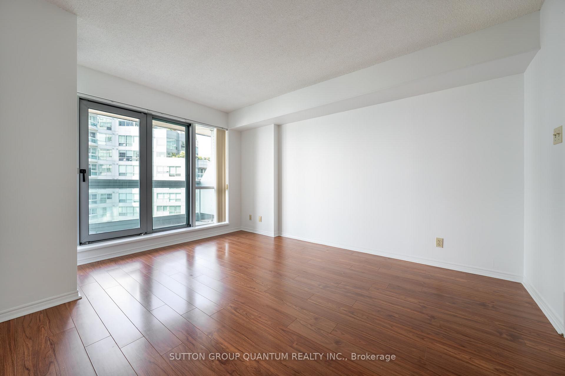 Photo 11 of Unit 2113, 10 Yonge Street, Toronto, Waterfront Communities — HOMEH