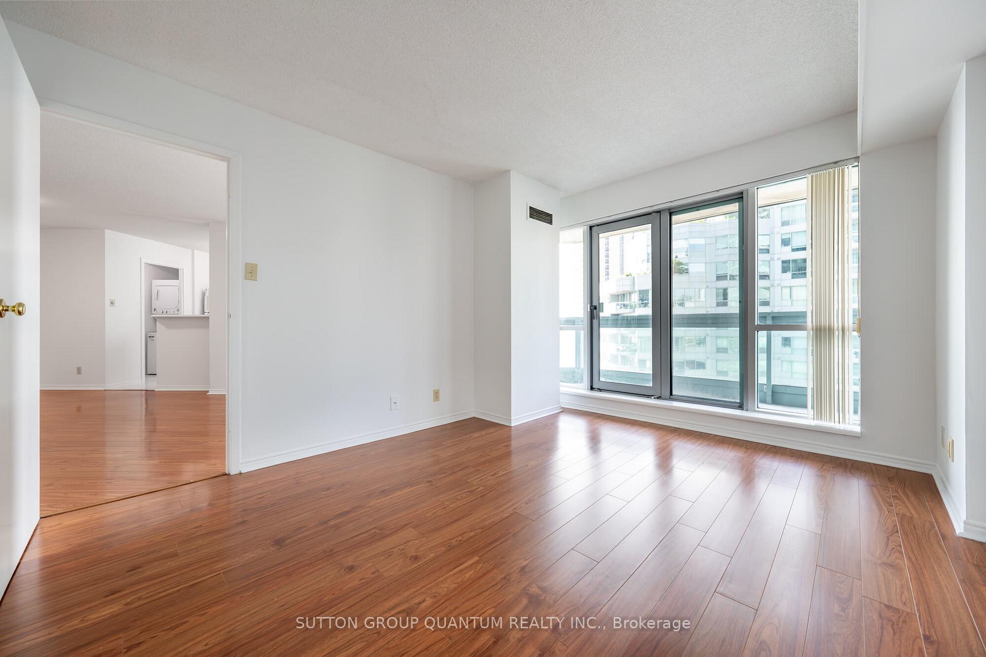 Photo 12 of Unit 2113, 10 Yonge Street, Toronto, Waterfront Communities — HOMEH