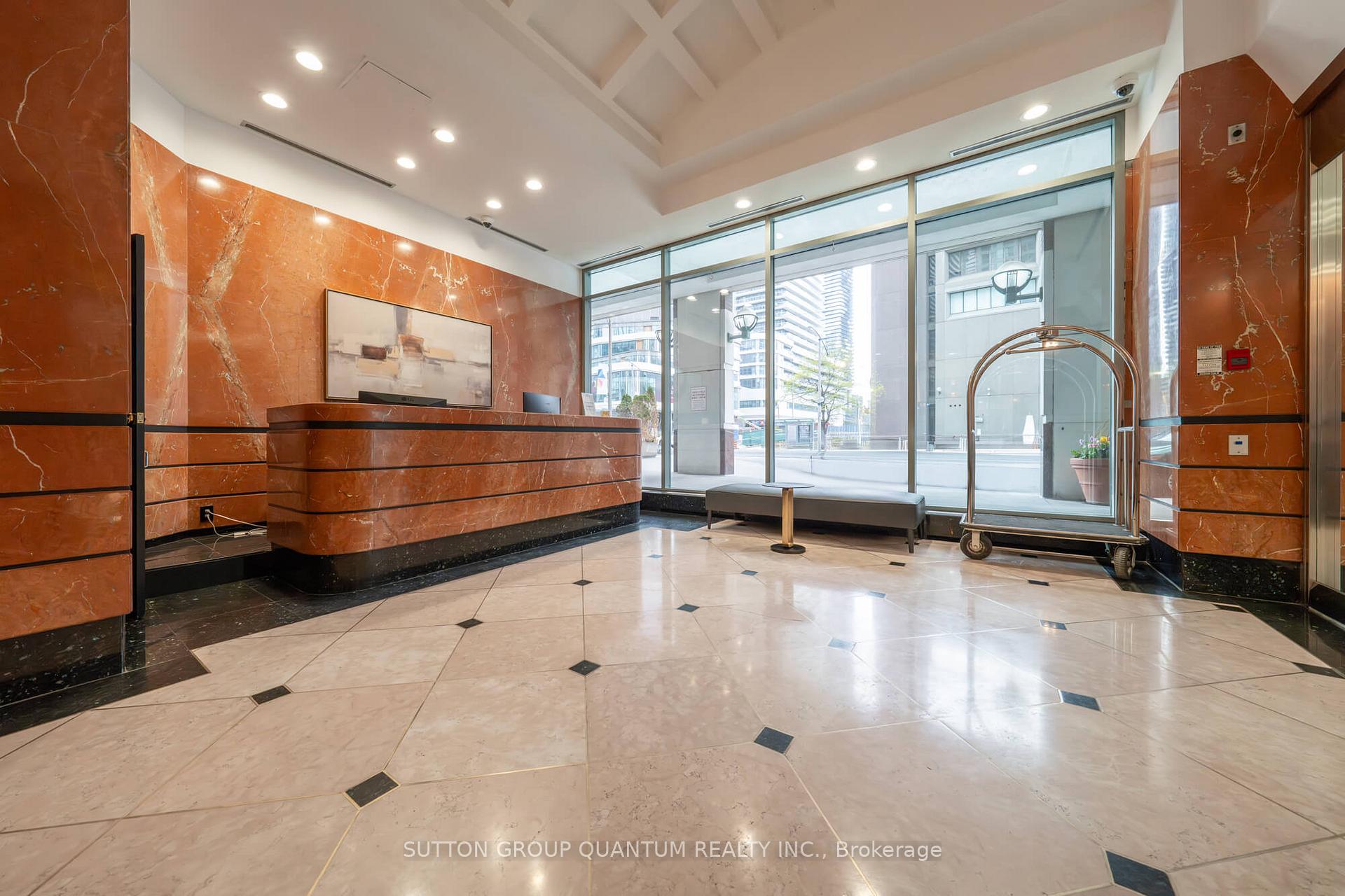 Photo 26 of Unit 2113, 10 Yonge Street, Toronto, Waterfront Communities — HOMEH