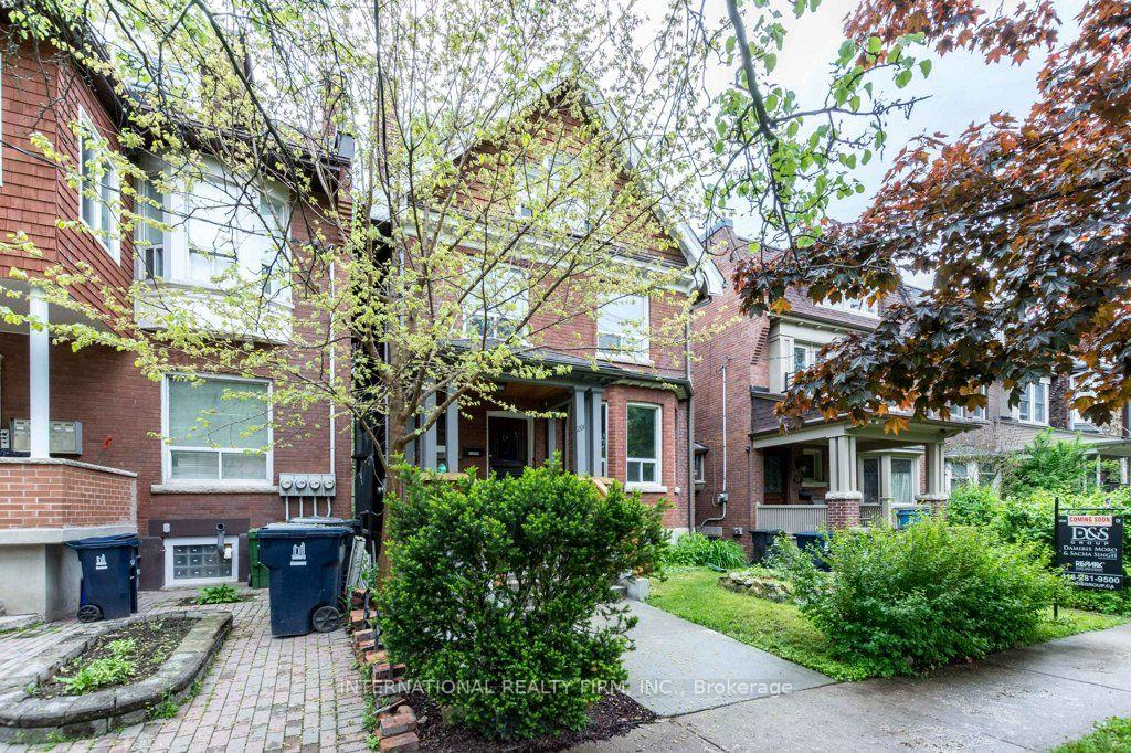 Photo 2 of 201 Madison Avenue, Toronto, The Annex — HOMEH