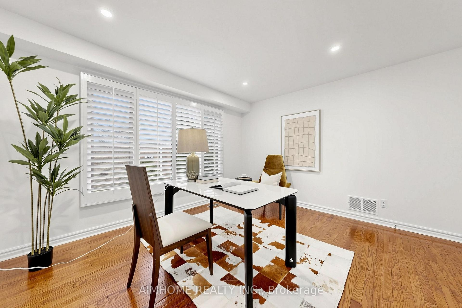 Photo 25 of 27 Melchior Crescent, Markham, Buttonville — HOMEH