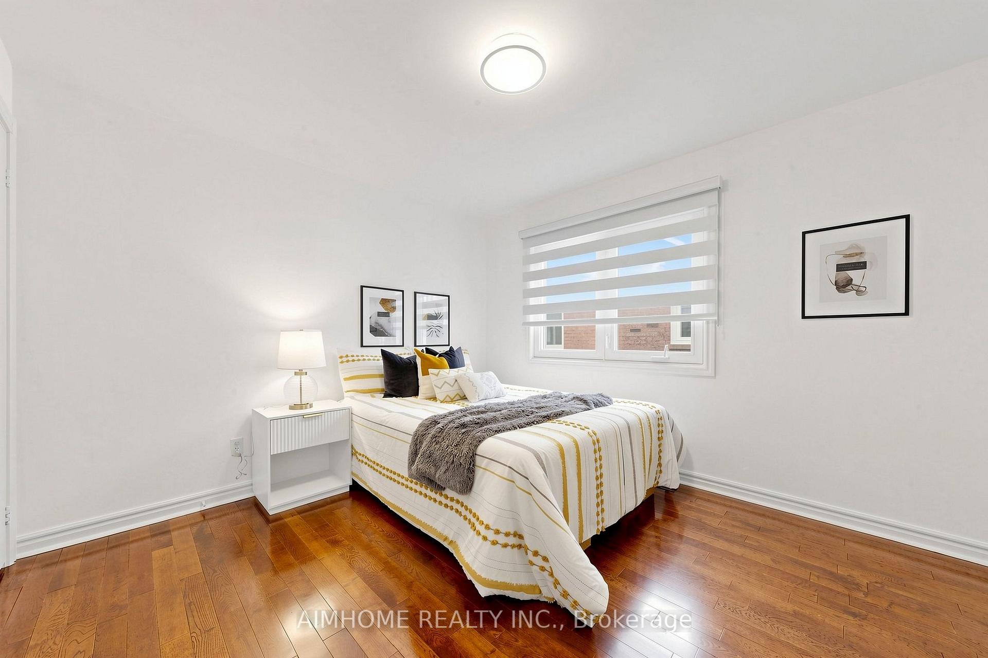 Photo 51 of 27 Melchior Crescent, Markham, Buttonville — HOMEH