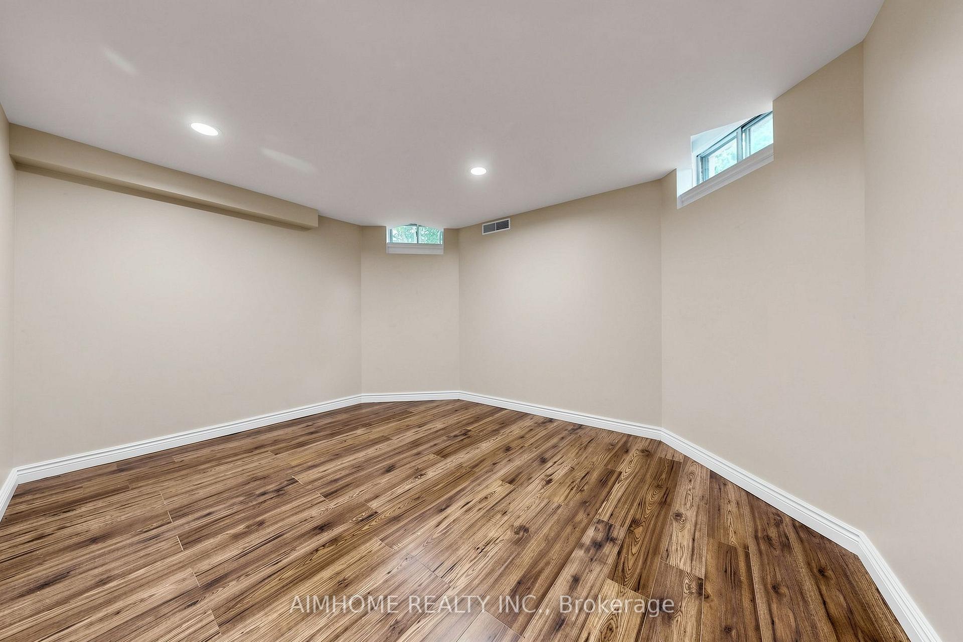 Photo 59 of 27 Melchior Crescent, Markham, Buttonville — HOMEH