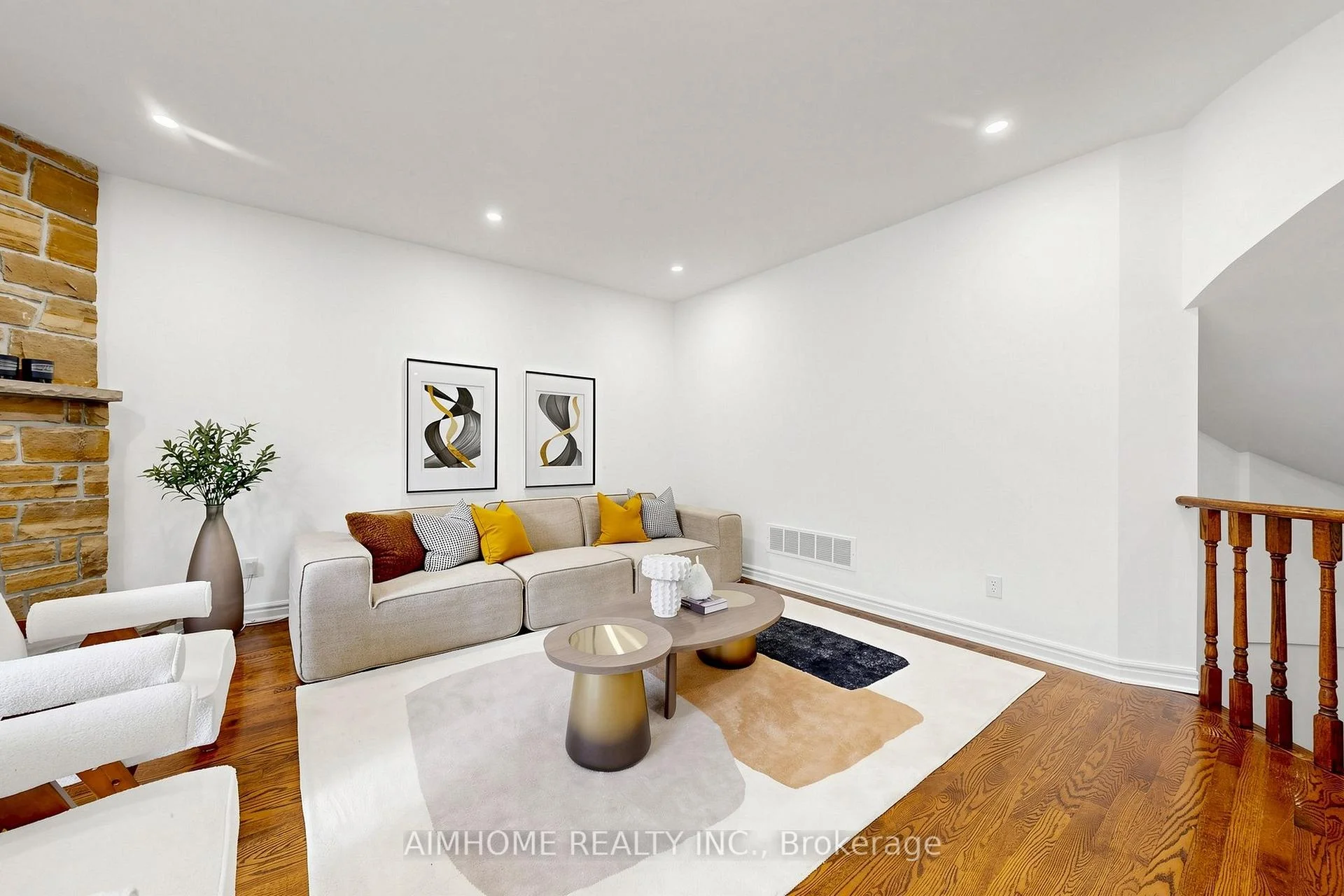 Photo 28 of 27 Melchior Crescent, Markham, Buttonville — HOMEH