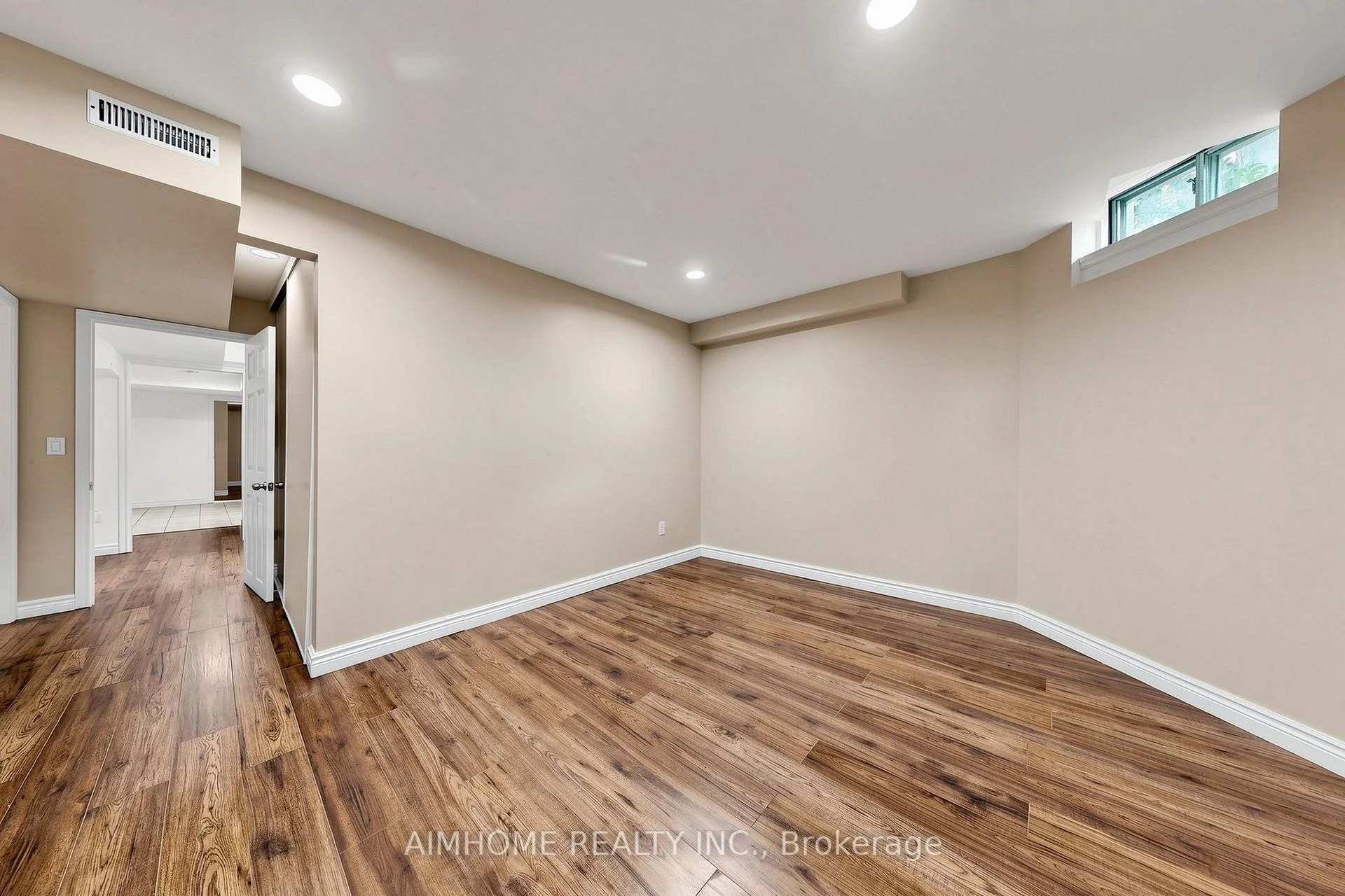 Photo 62 of 27 Melchior Crescent, Markham, Buttonville — HOMEH