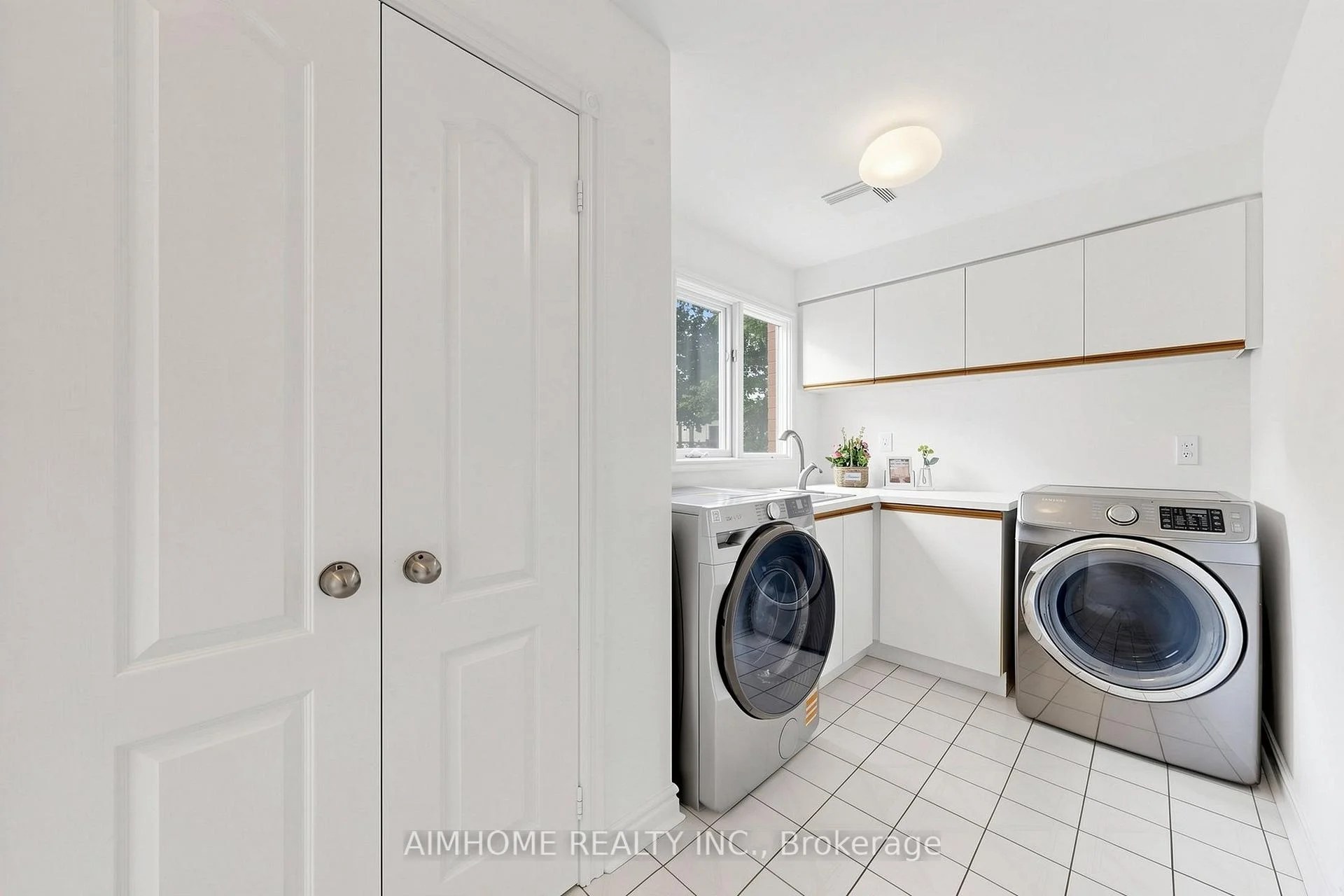 Photo 68 of 27 Melchior Crescent, Markham, Buttonville — HOMEH